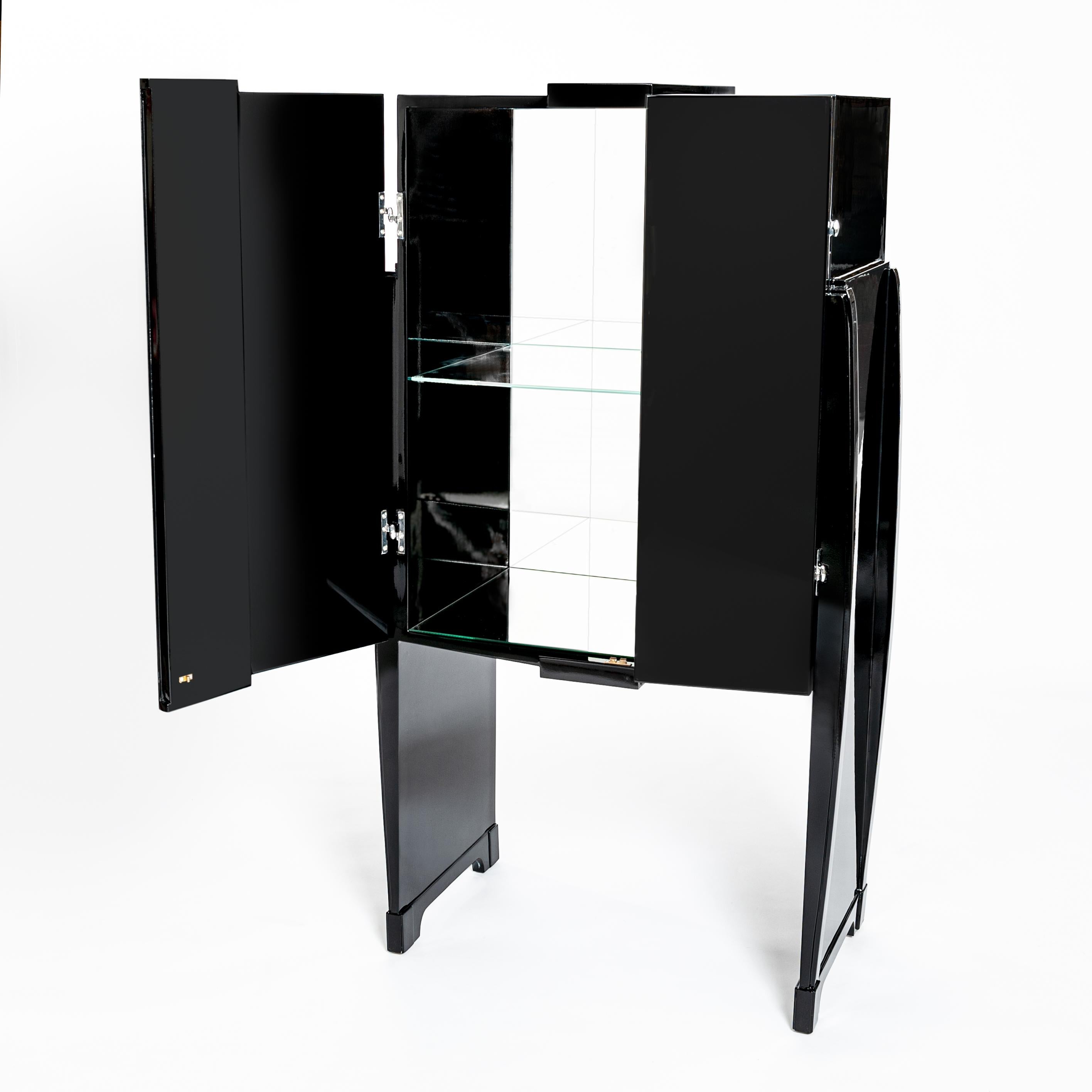 Lacquered French Cubistic Art Deco Bar Cabinet Black High-Gloss Finish from the 1930s For Sale