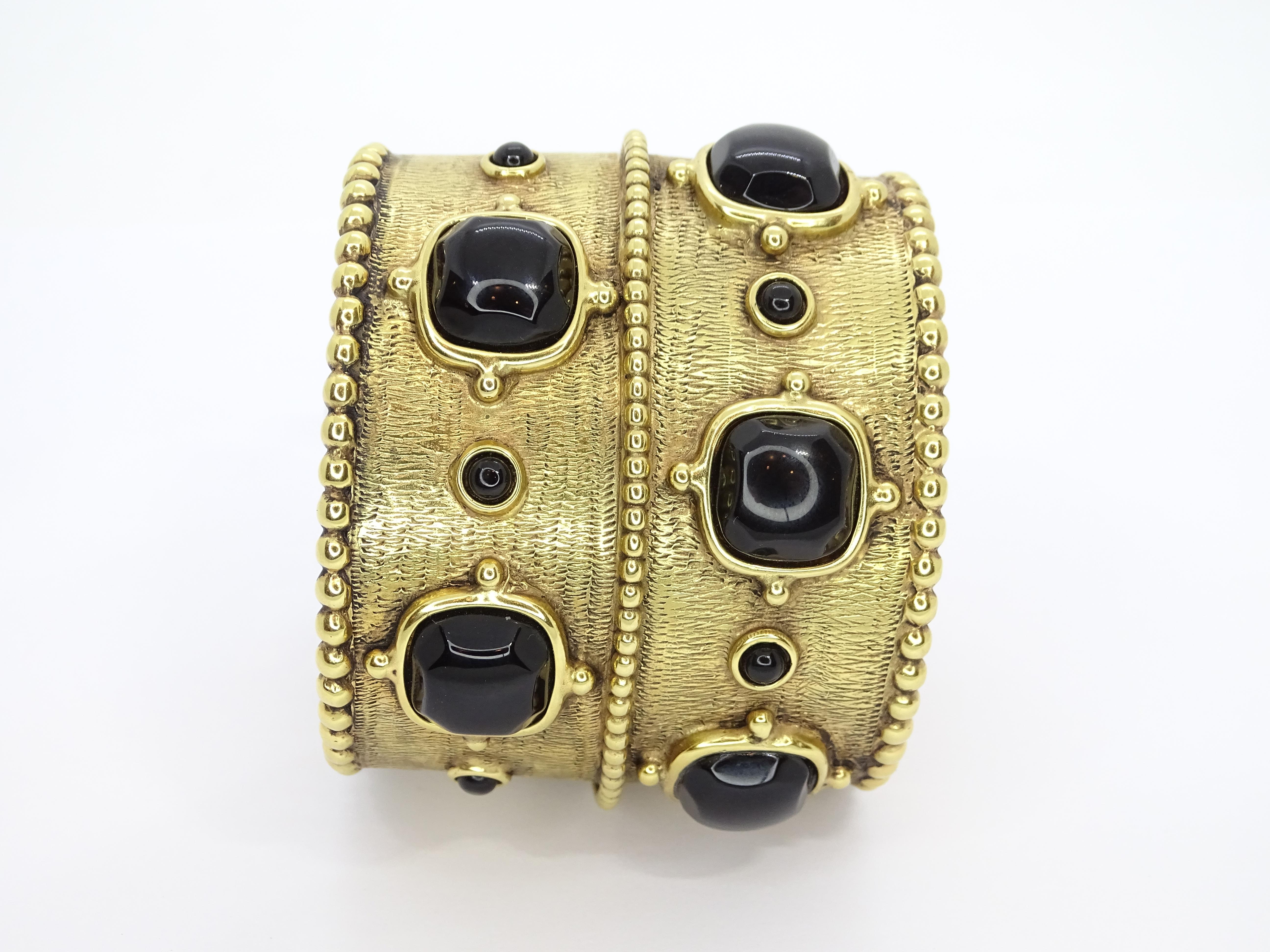 Brazalete puño francés GOOSENS. Placa de oro Ágata negra .Firmado en Excelente estado para la venta en VALLADOLID, ES