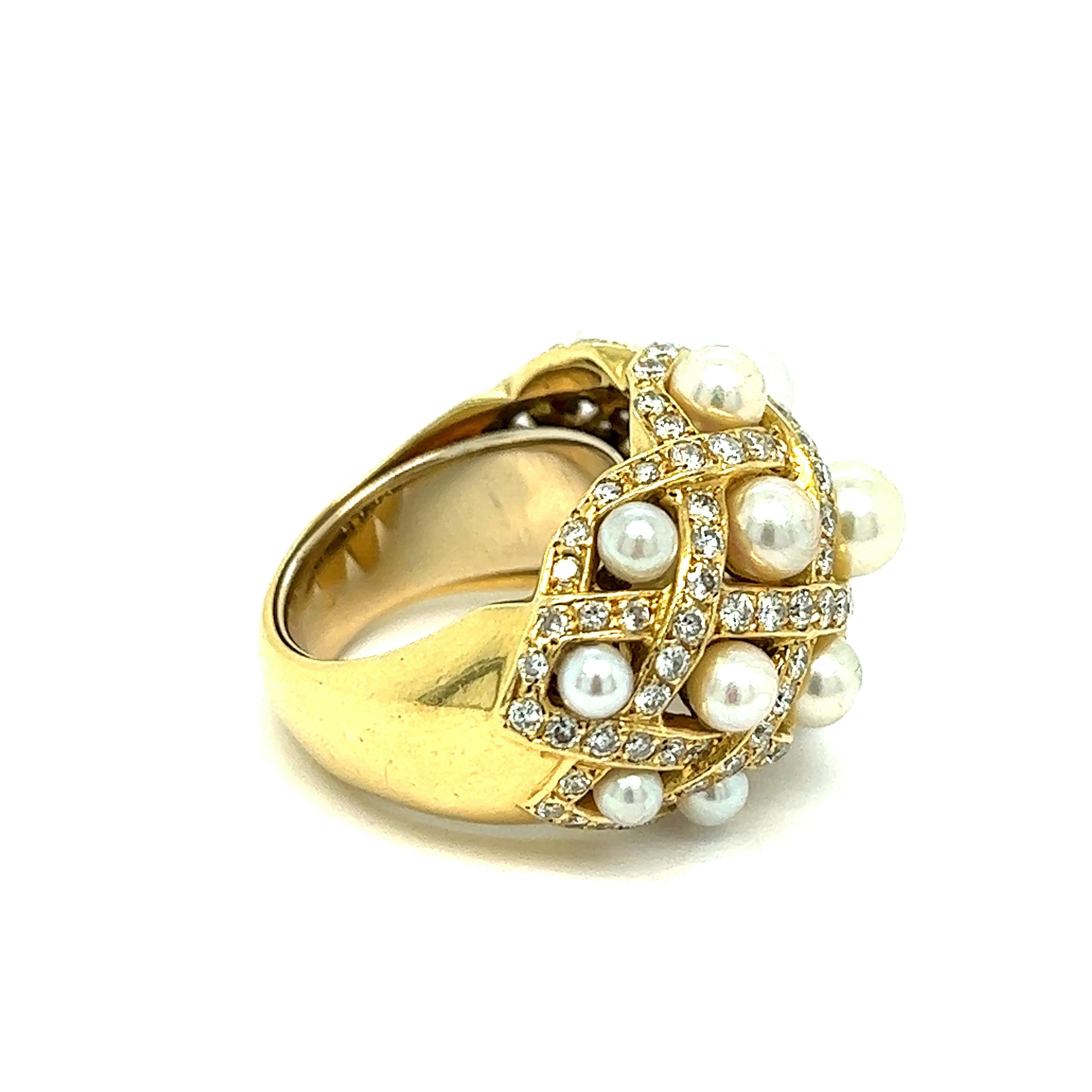 Women's French Cultured Pearls Diamond Gold Ring For Sale