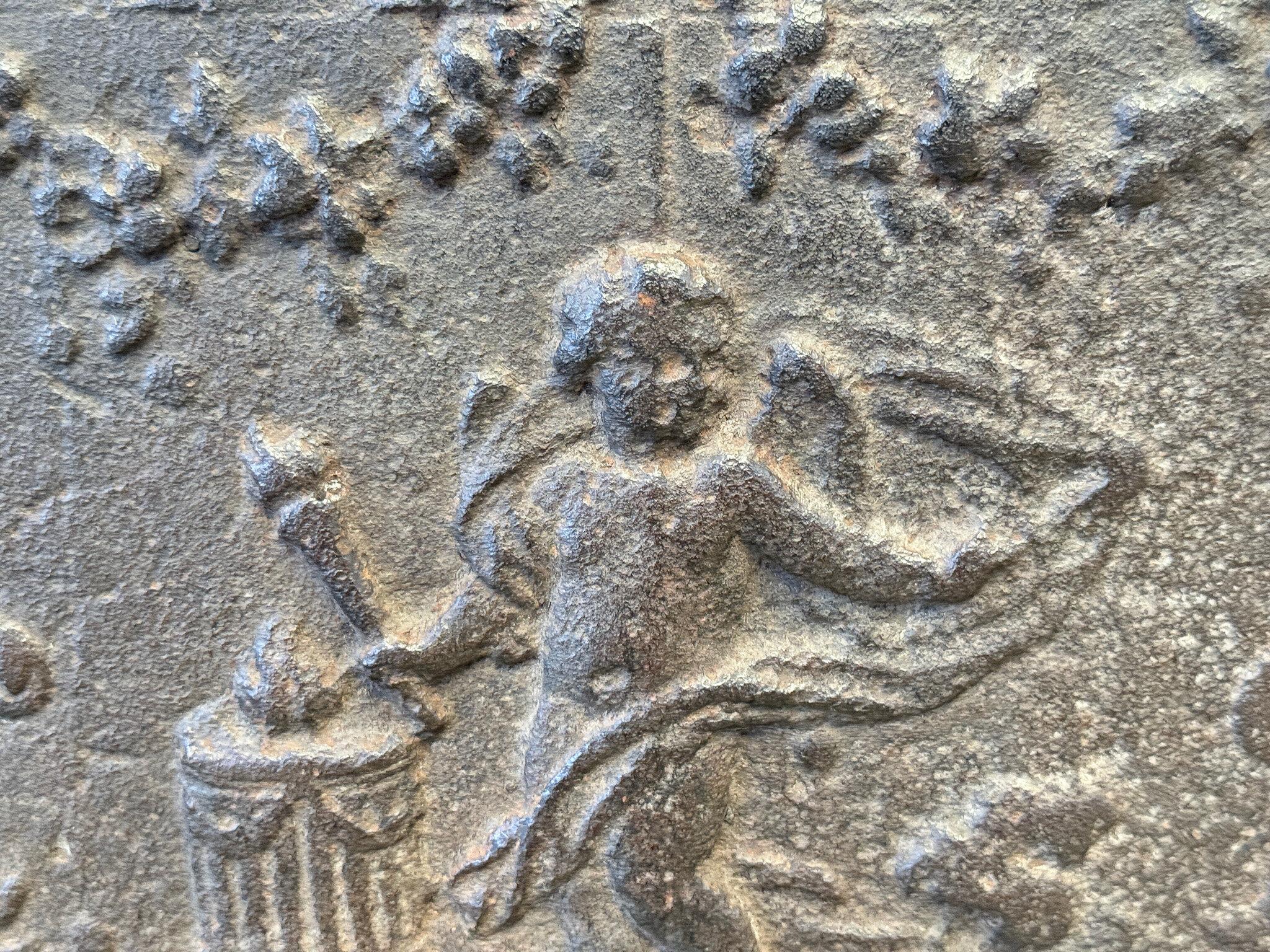 French 'Cupid' Fireback / Backsplash, 18th - 19th C., Neoclassical Period For Sale 3