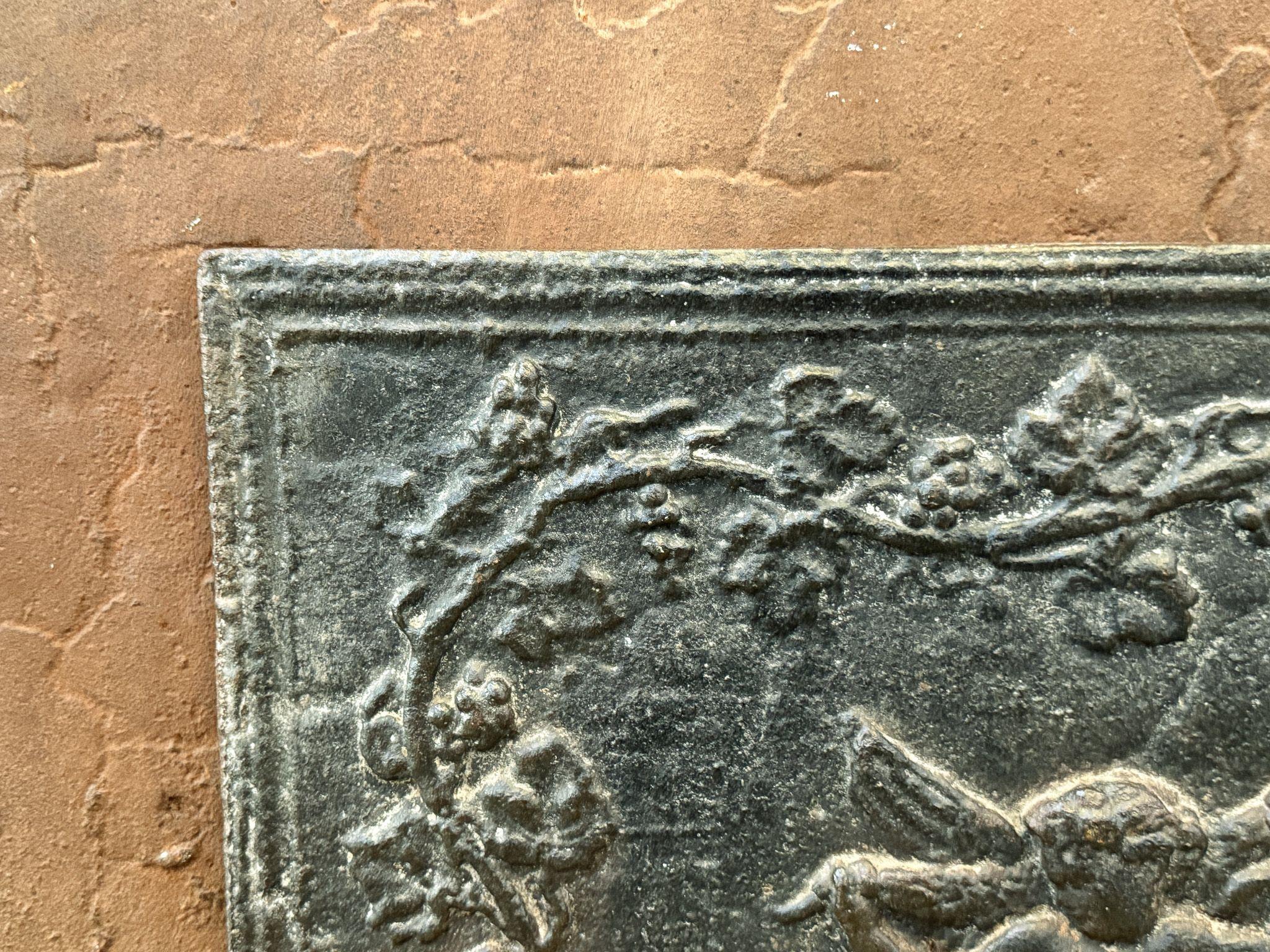 French 'Cupid' Fireback / Backsplash, 19th C. In Good Condition For Sale In Soest, NL