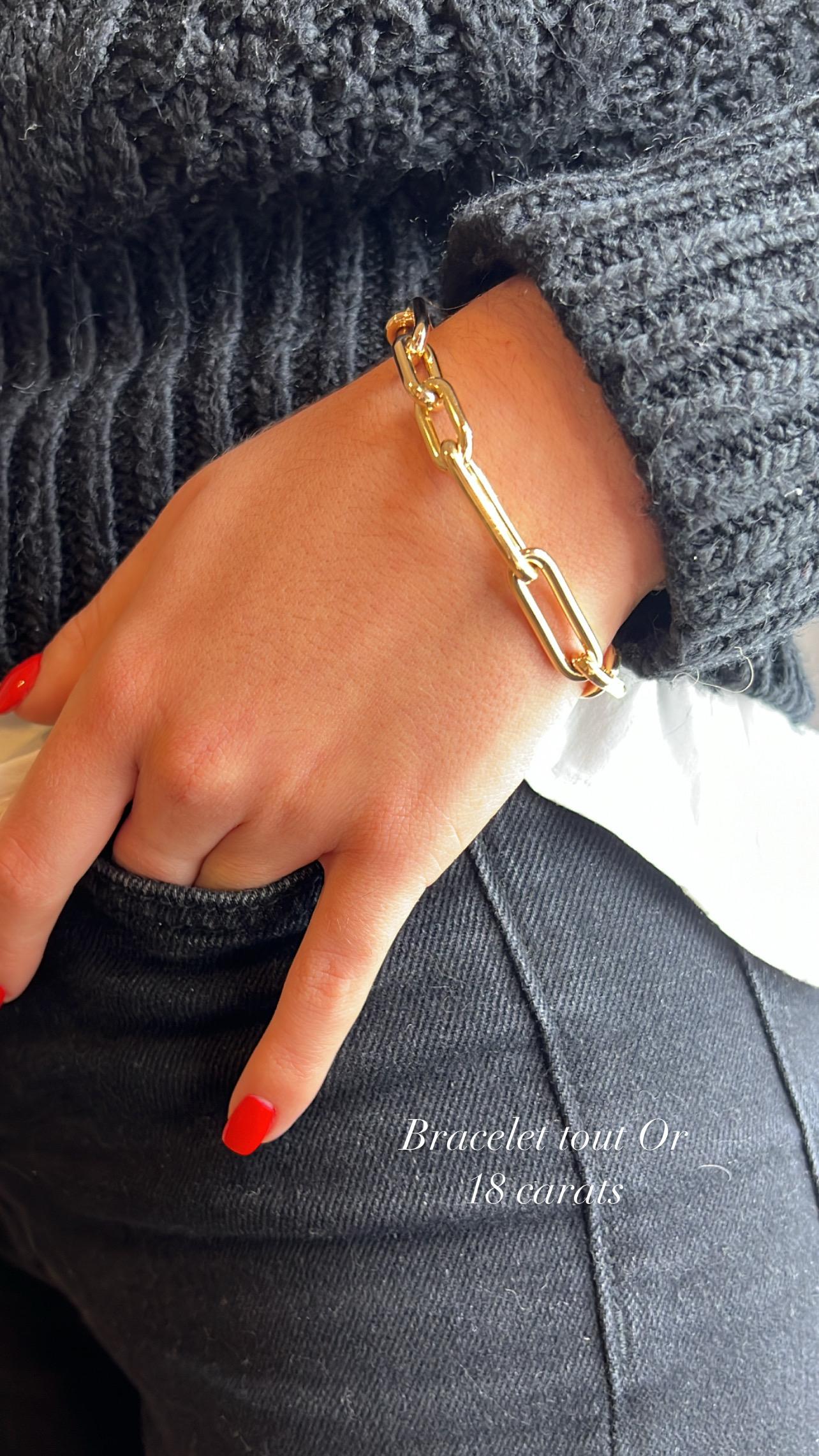 French Curb Bracelet with Fine Links 18 Carat Yellow Gold For Sale 2