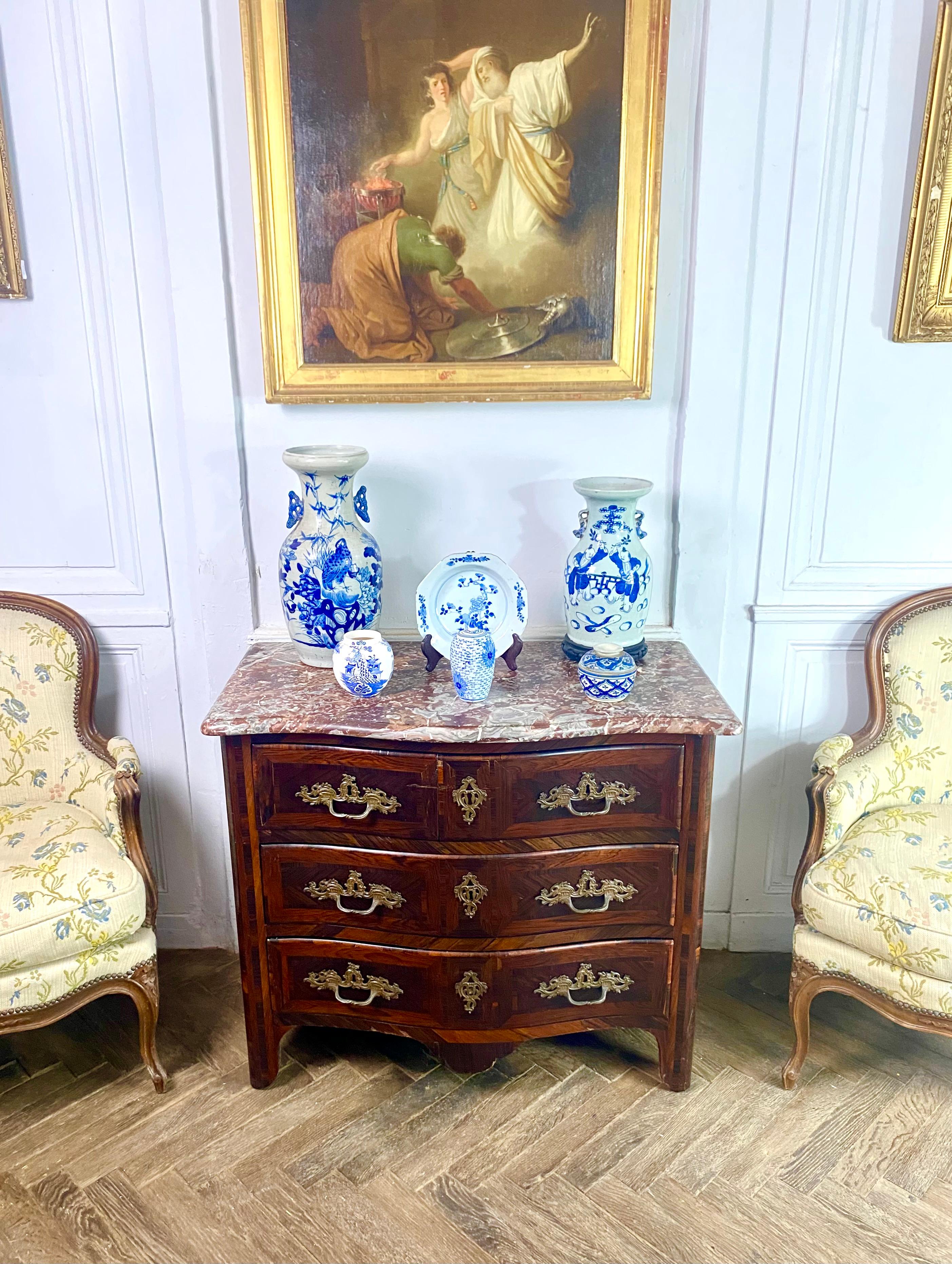 French Curved Regency period Commode Chest of drawers inlaid marble 18th France For Sale 7