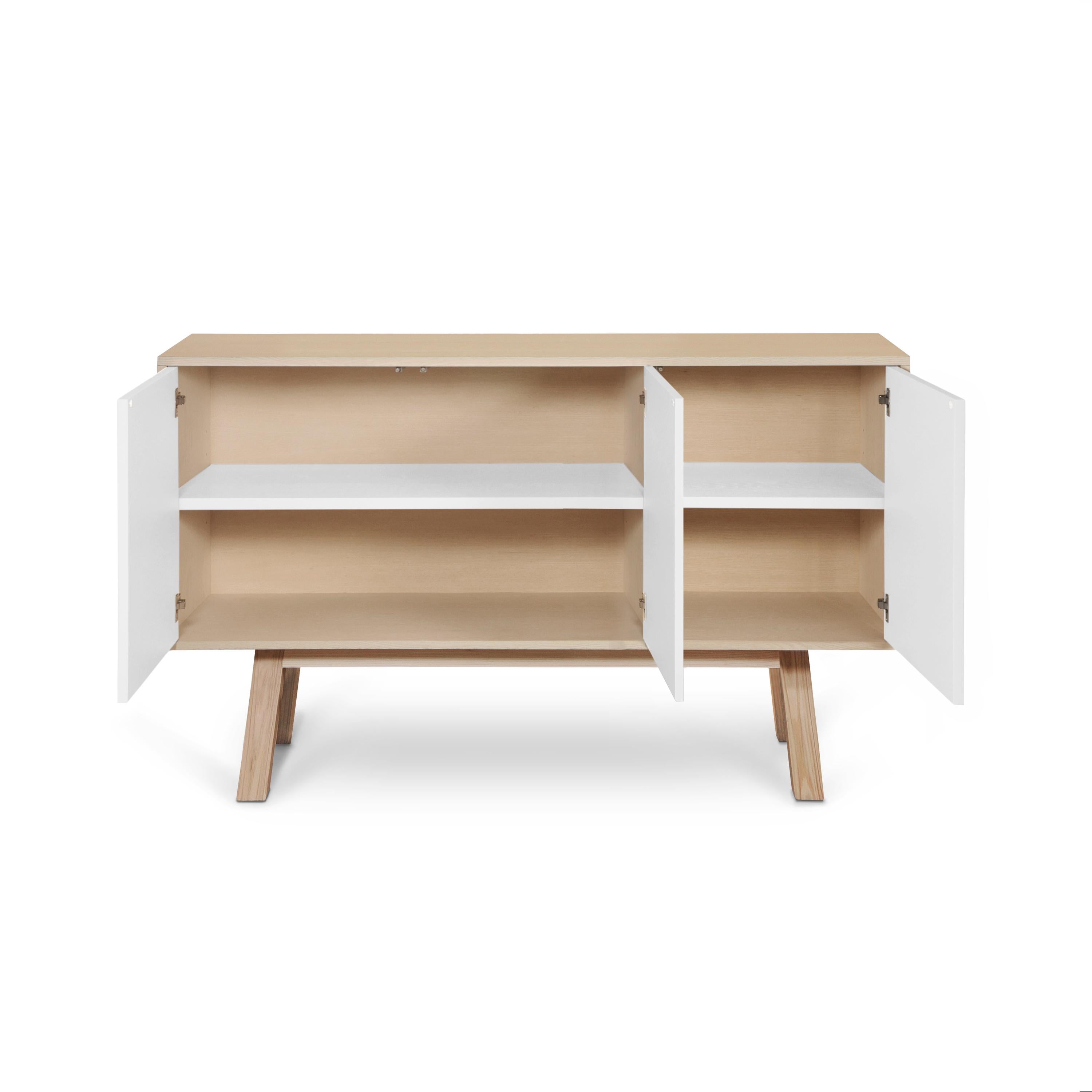 Aparador francés personalizable blanco de 3 puertas, del diseñador Eric Gizard Paris en Nuevo estado para la venta en Landivy, FR