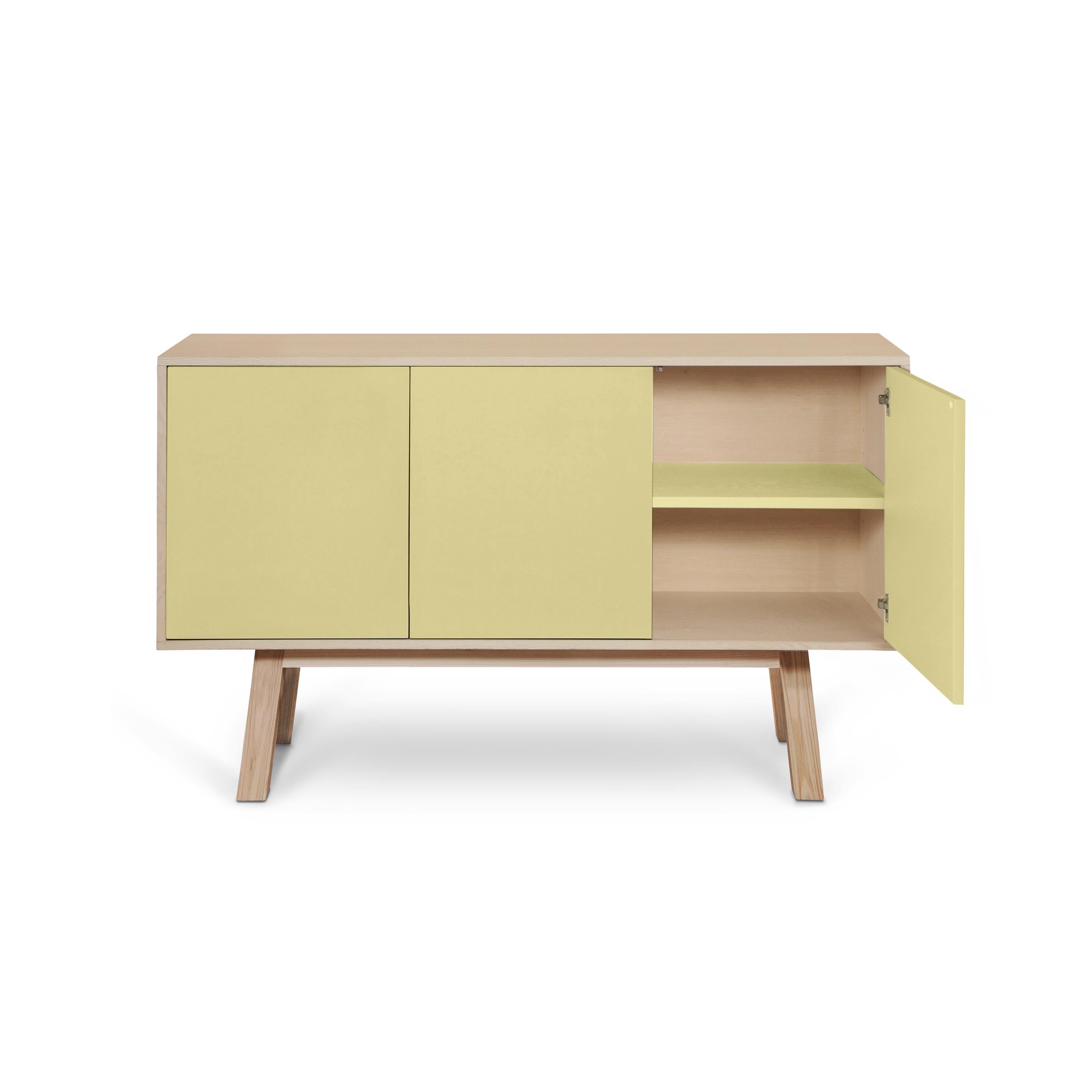 Crédence française personnalisable jaune à 3 portes, par le designer Eric Gizard Paris Neuf - En vente à Landivy, FR