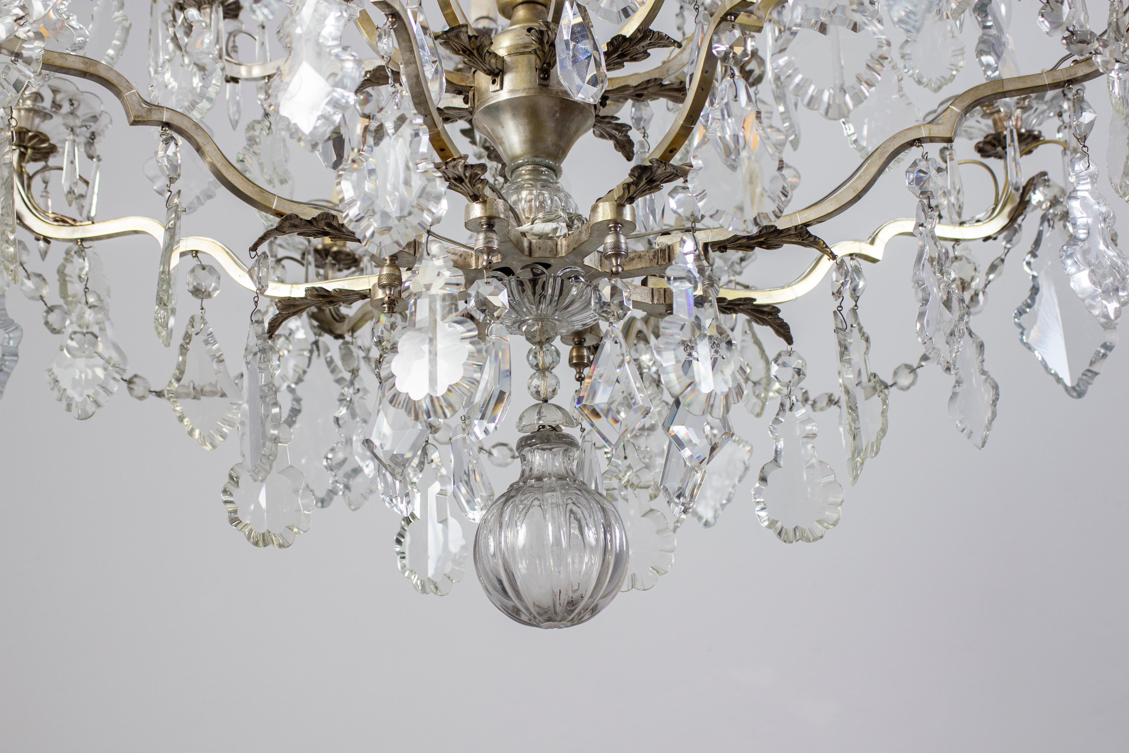 French Cut- Crystal  16 Light Chandelier, 19th Century For Sale 1
