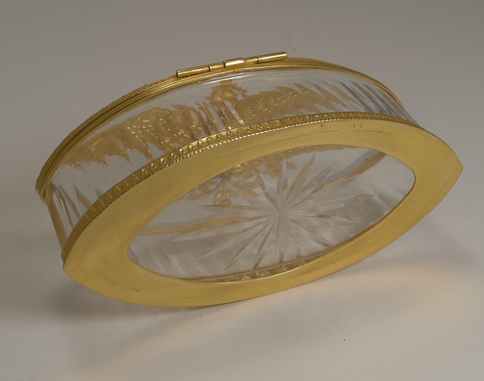 Boîte en cristal taillé français et bronze doré, aigle doré, vers 1900 Bon état - En vente à Bath, GB