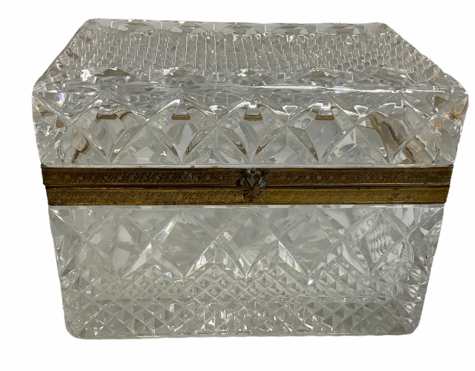 crystal trinket box with lid