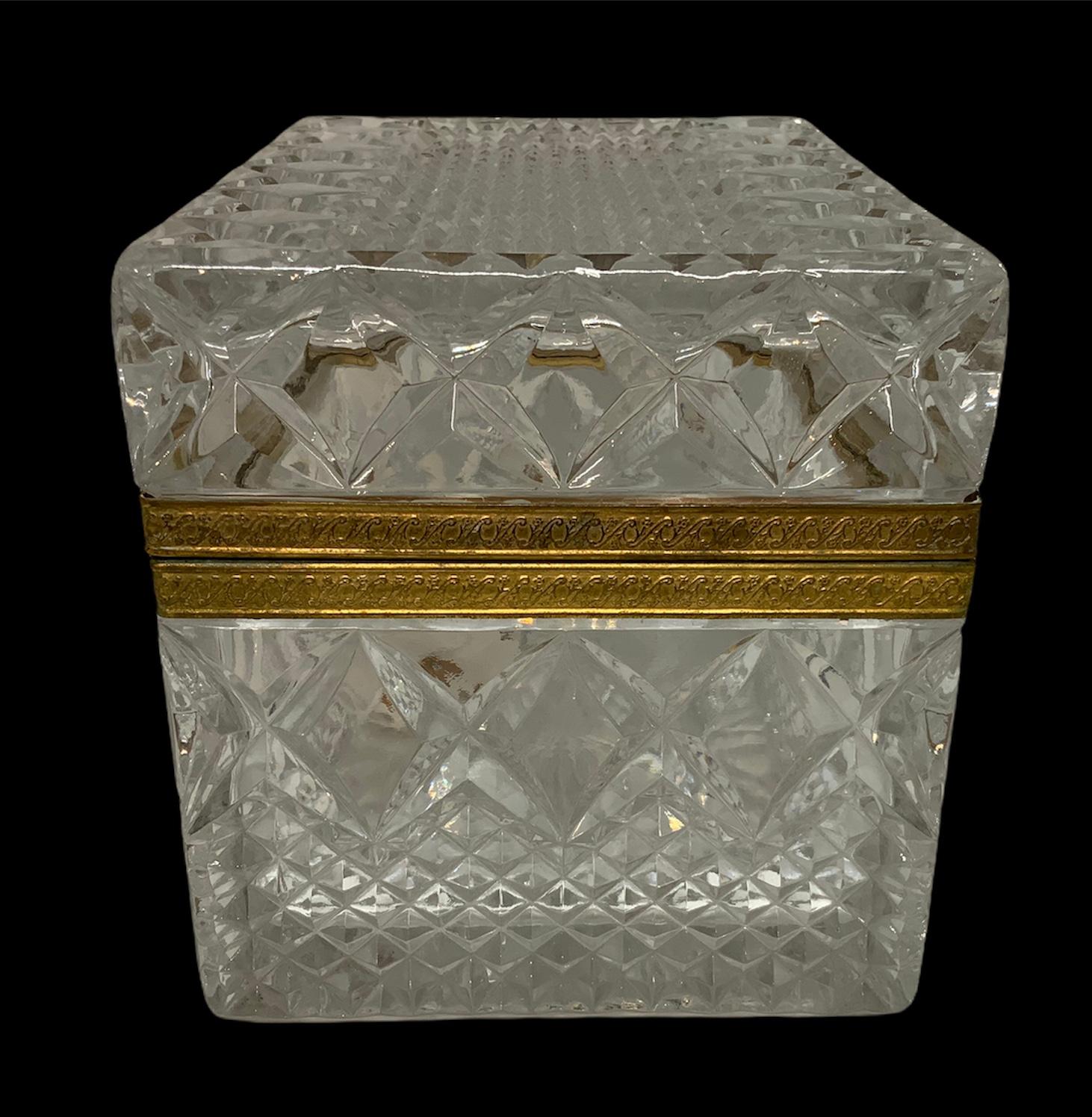 20th Century French Cut Crystal Dresser Table Jewelry Box For Sale