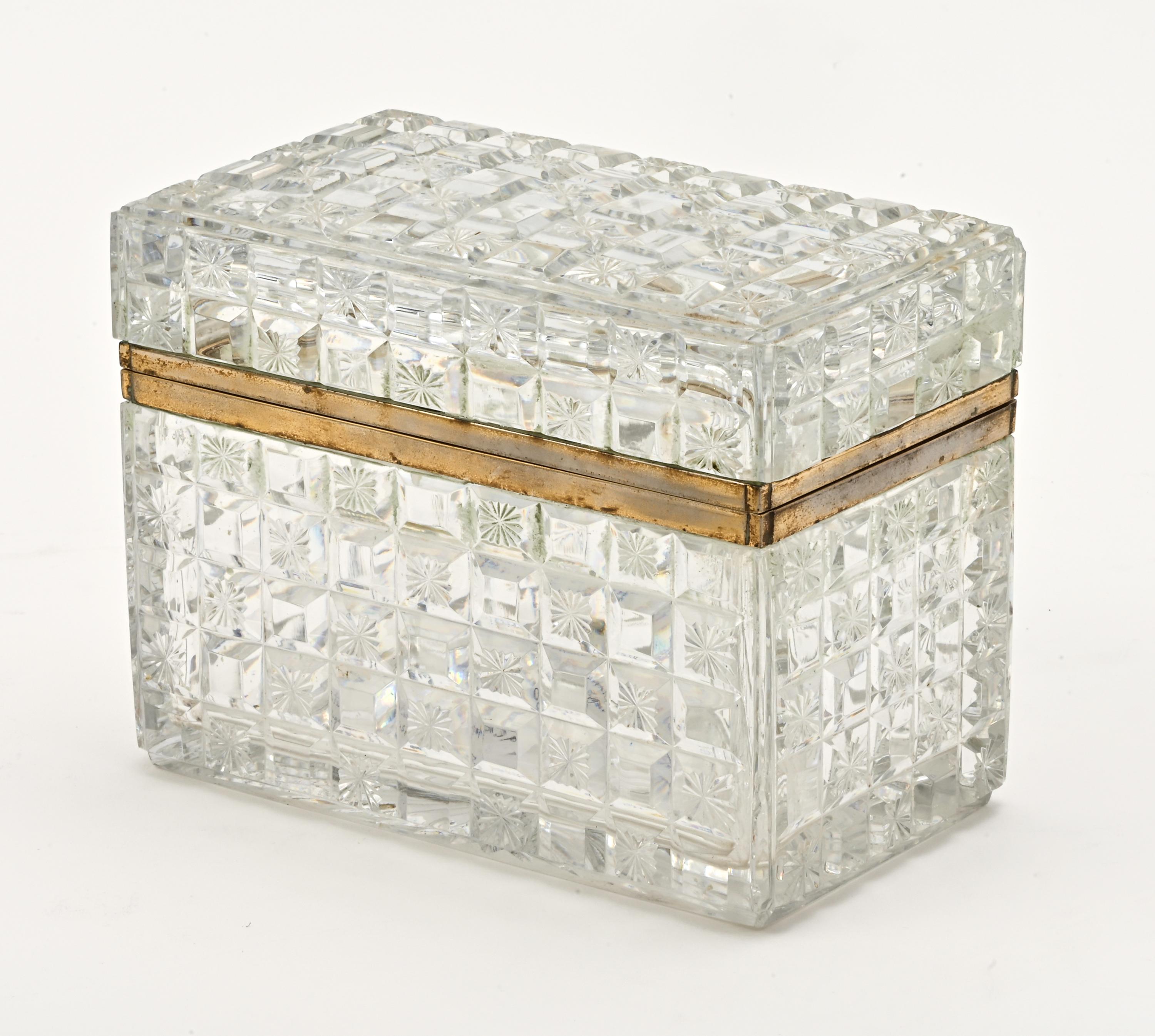 Jewelry Box, Cut Crystal In Good Condition For Sale In Summerland, CA