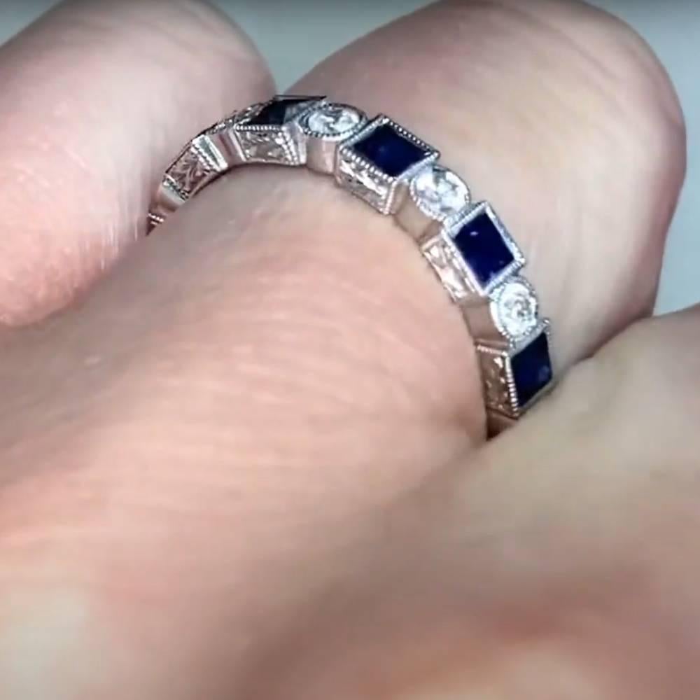 French Cut Diamonds and Sapphires Band (Approx. 1.20-Carats), 18k White Gold In Excellent Condition For Sale In New York, NY