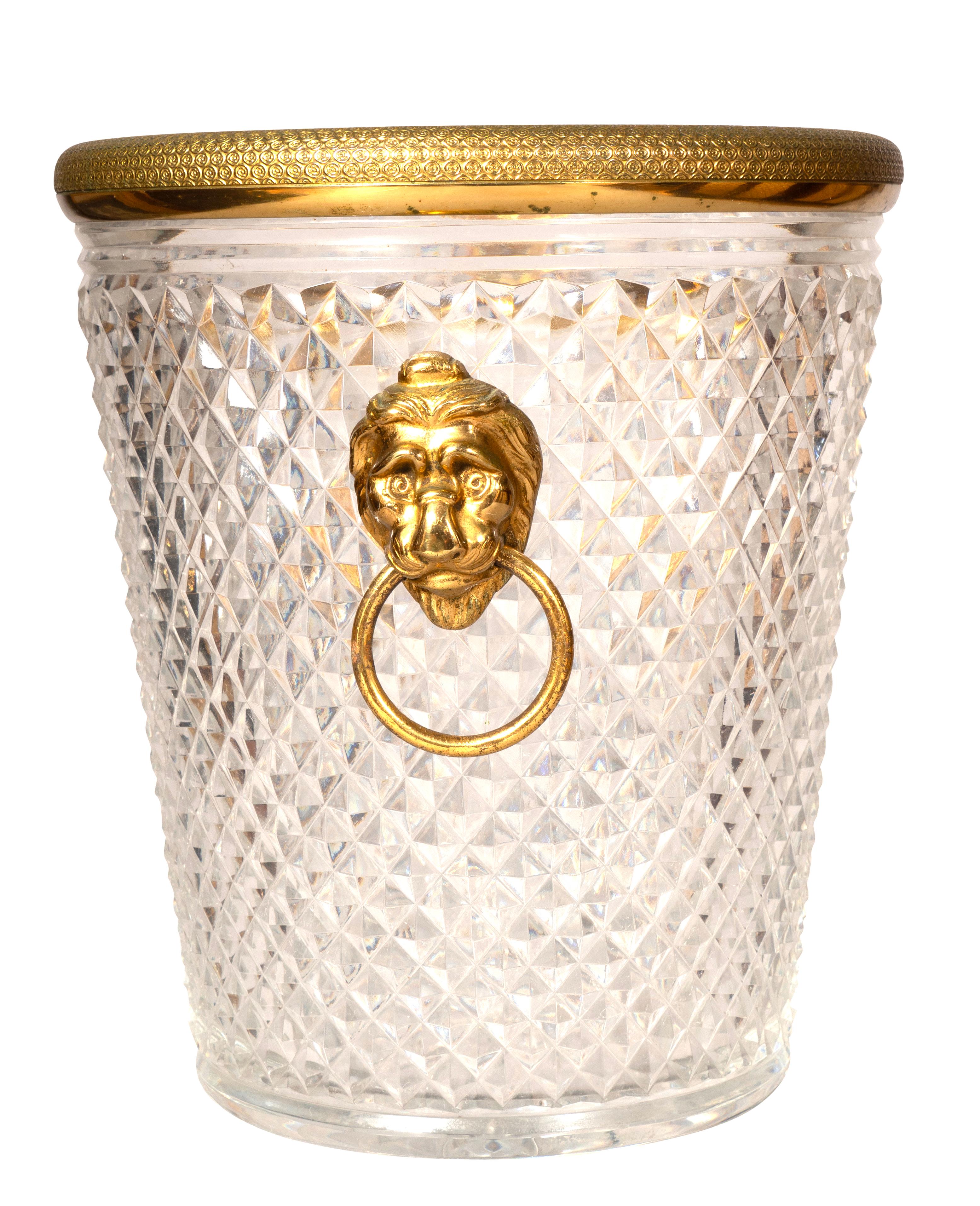 Cubitera de cristal tallado a la francesa en Bueno estado para la venta en Essex, MA
