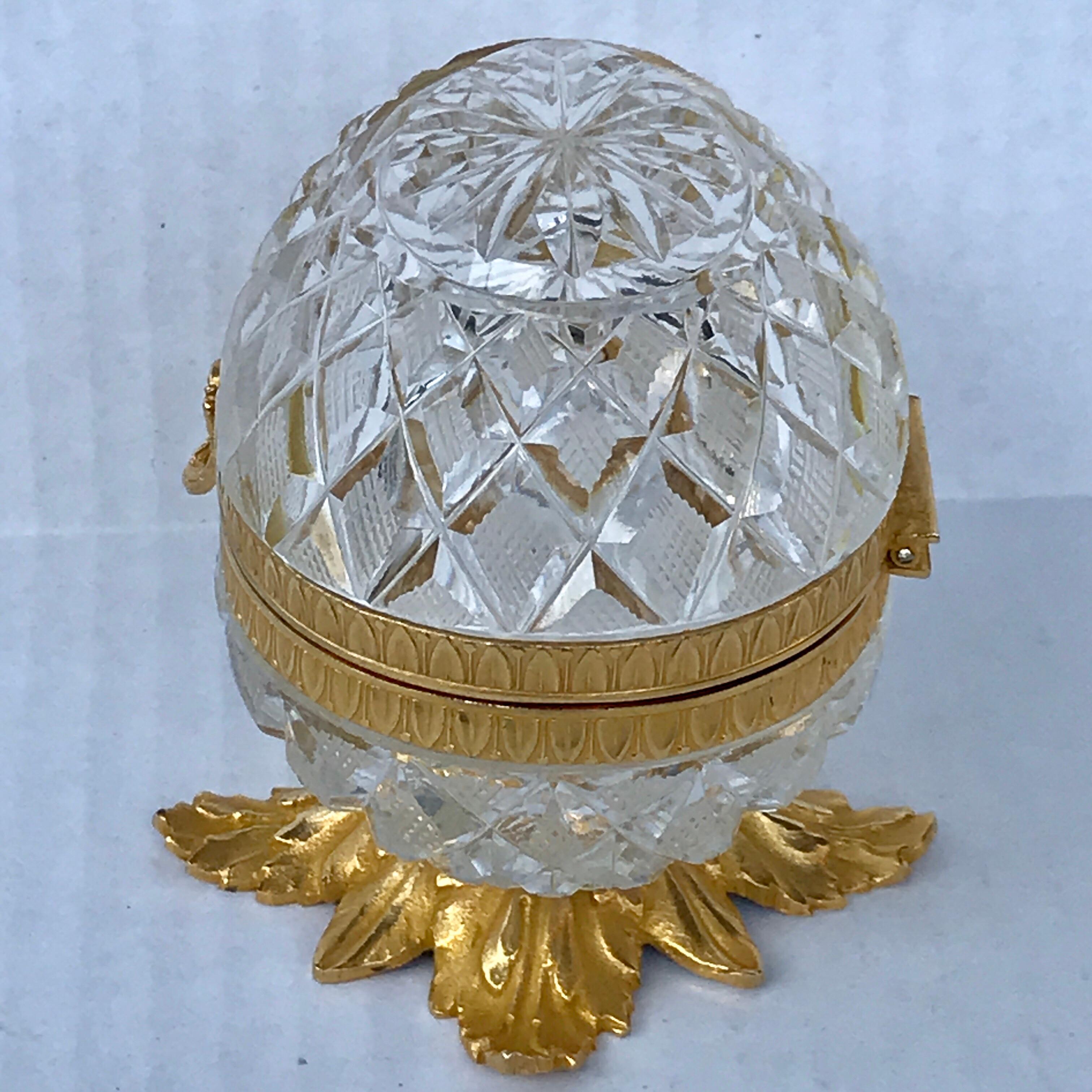 French Cut Glass & Ormolu Mounted Egg Box, in the Manner of Baccarat For Sale 5