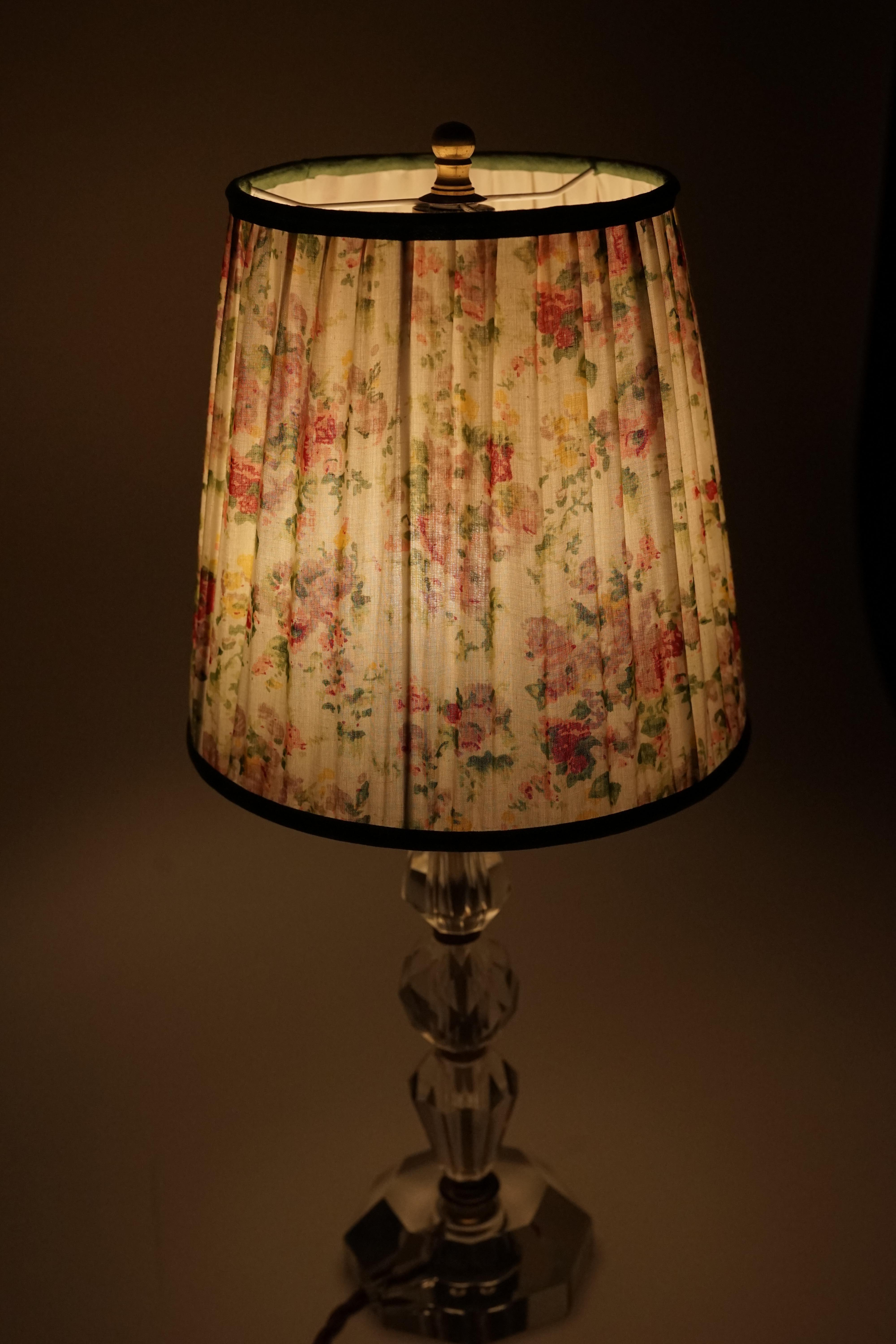 French Cut Glass Table Lamp from the 1920's For Sale 5