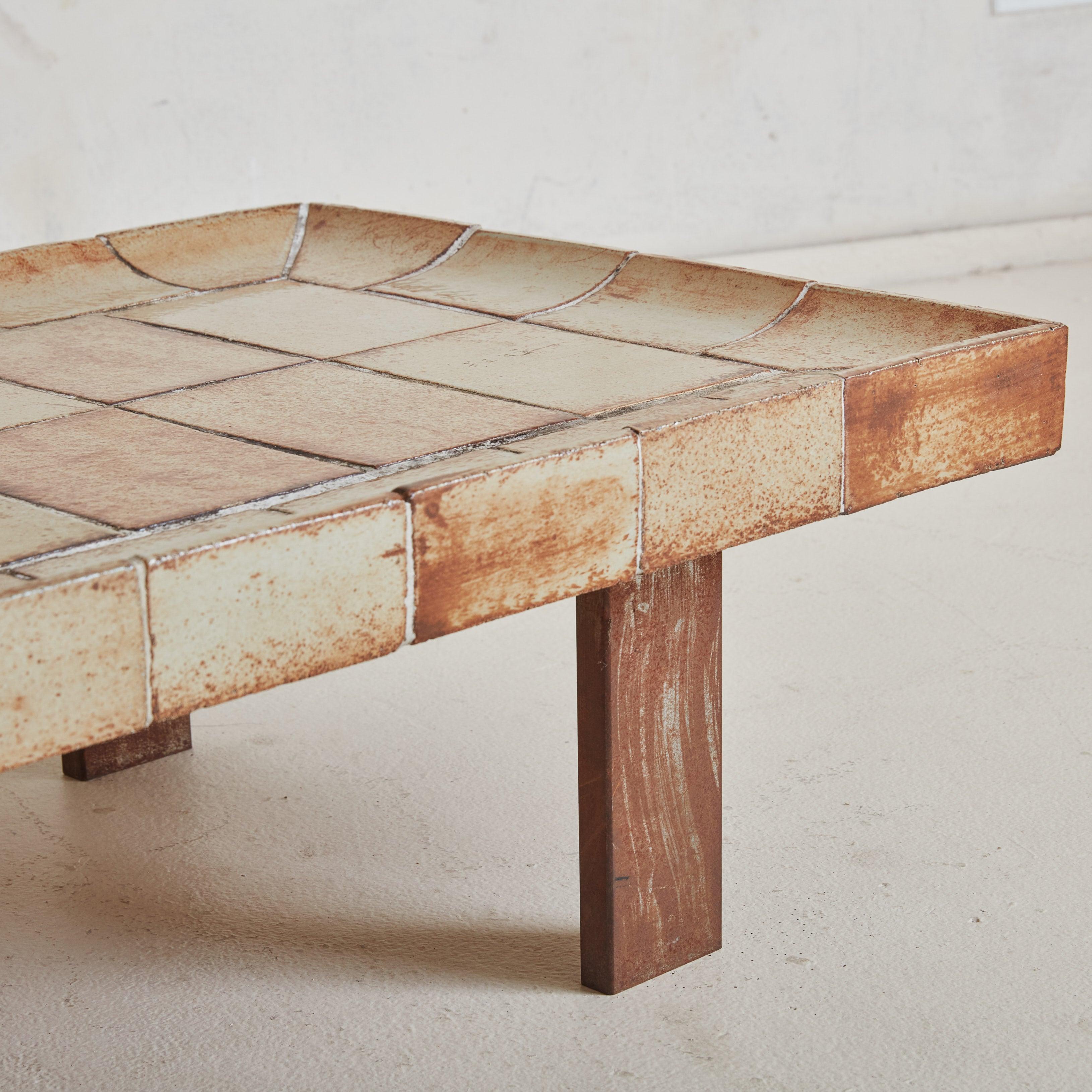 Mesa baja francesa de cerámica 