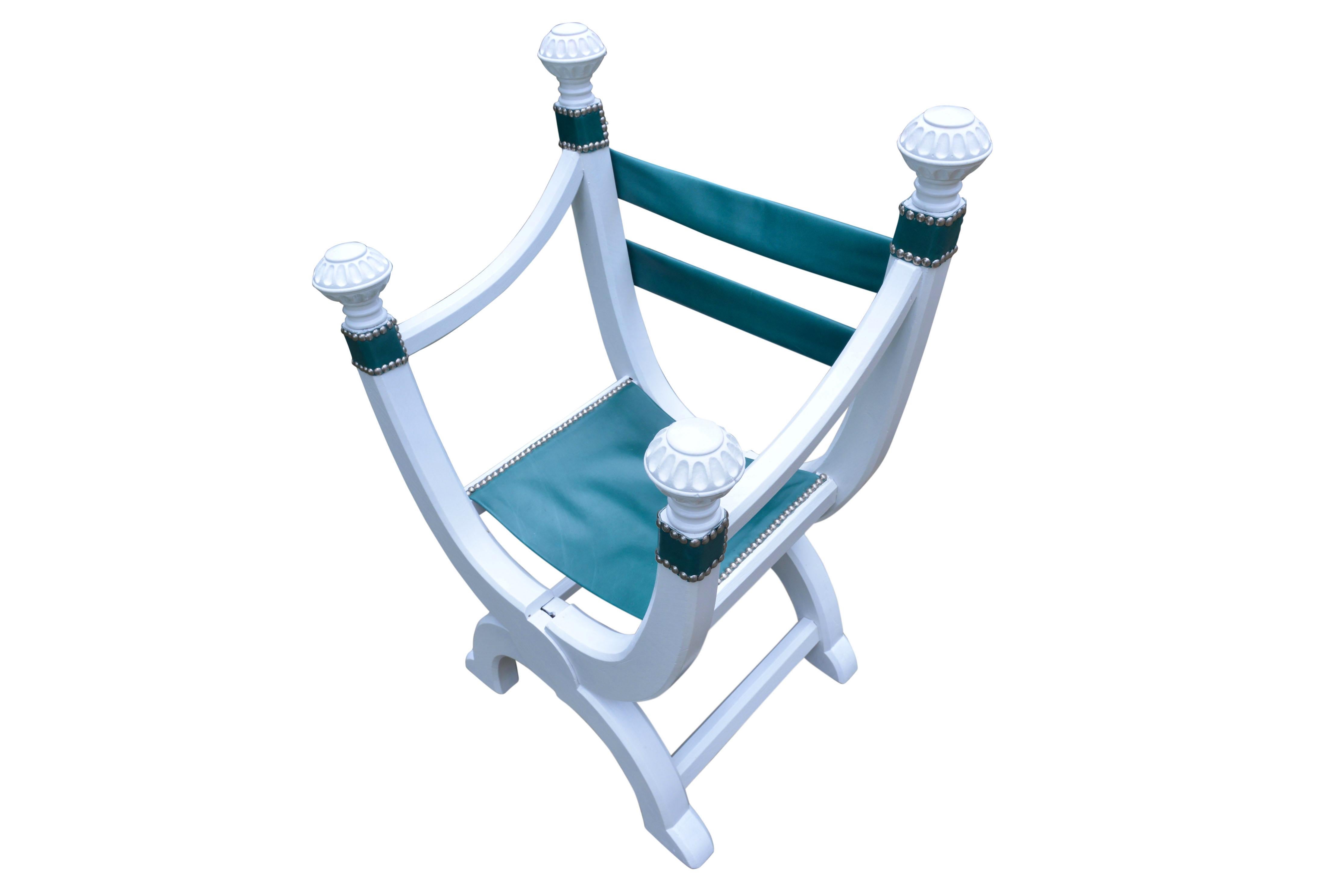 20th Century French Dagobert Chair in White Painted Oak and Leather Seat, circa 1890 For Sale