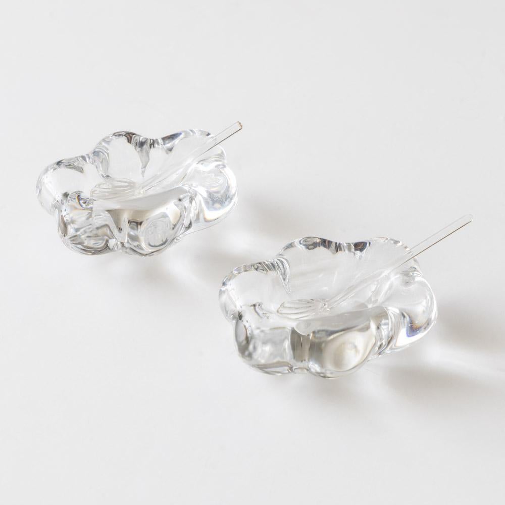 Salière en cristal de Daum avec cuillères en coquillage, signée en vente 7