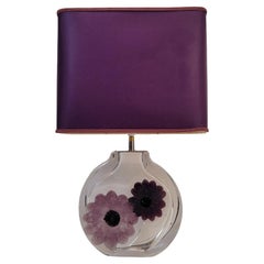 Lampada da tavolo francese in cristallo Daum con fiori color malva