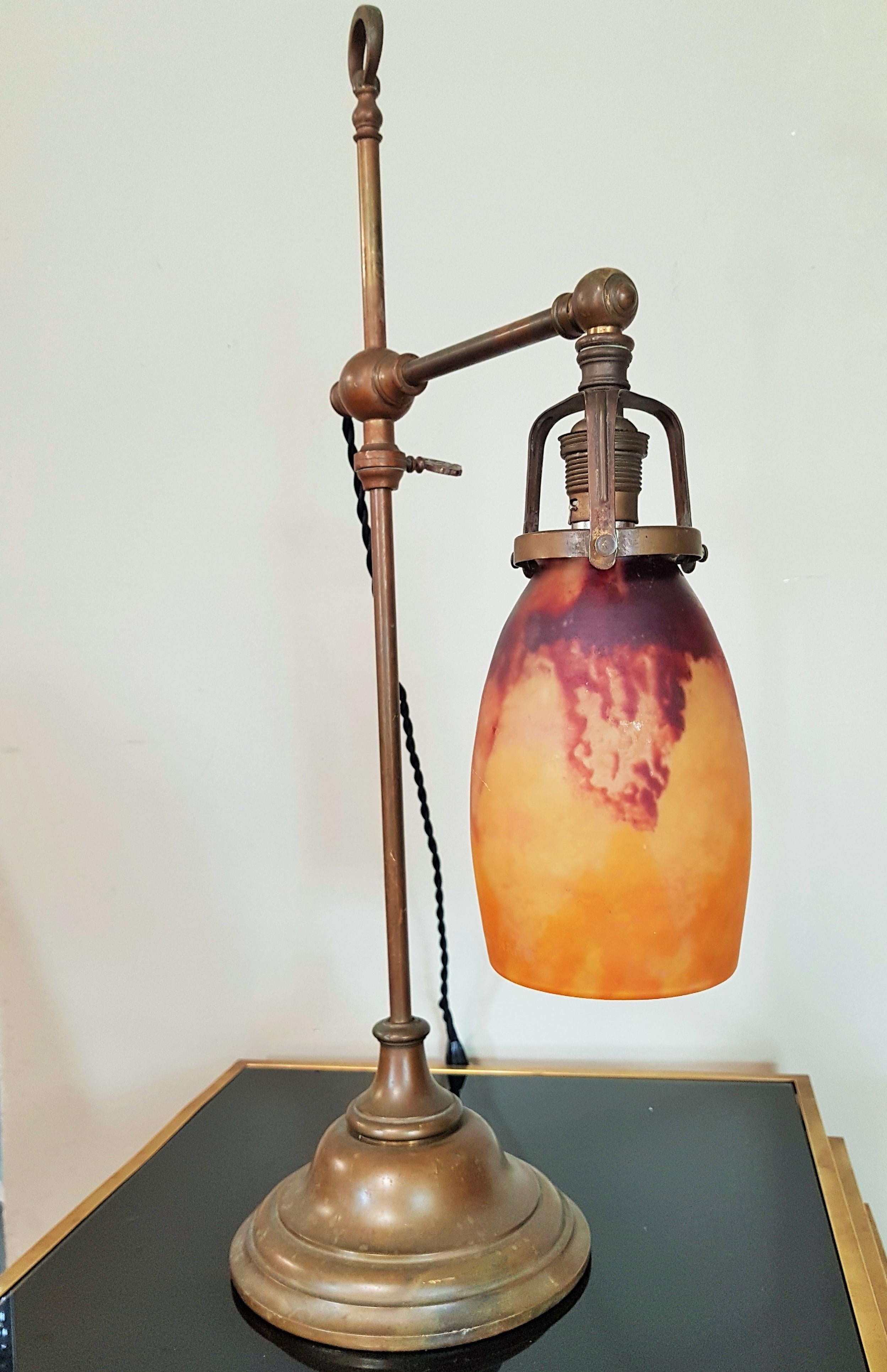 French Daum Signed Art Nouveau Pate de Verre Desk Lamp, 1900 In Good Condition In Saarbruecken, DE