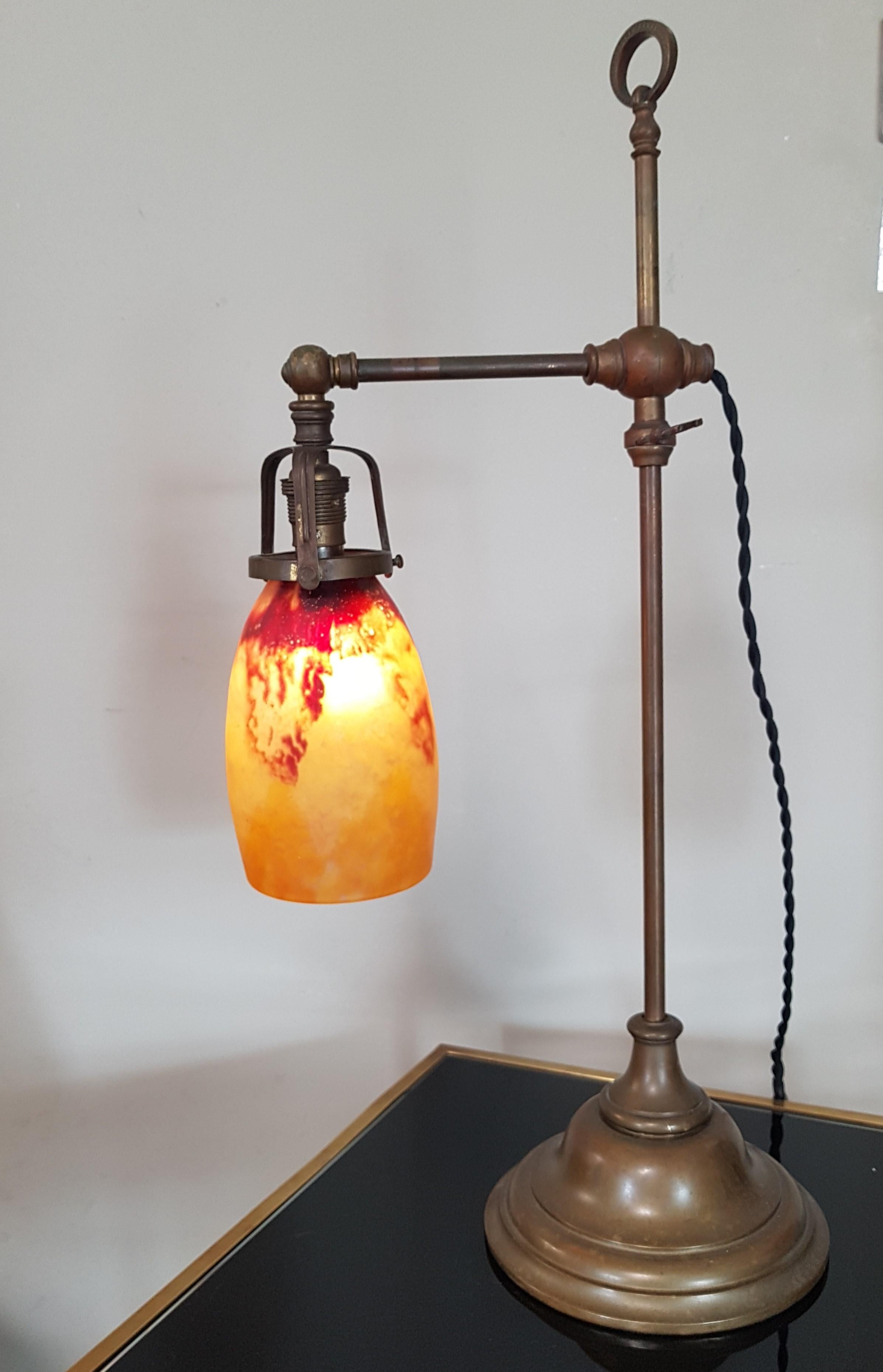 Early 20th Century French Daum Signed Art Nouveau Pate de Verre Desk Lamp, 1900