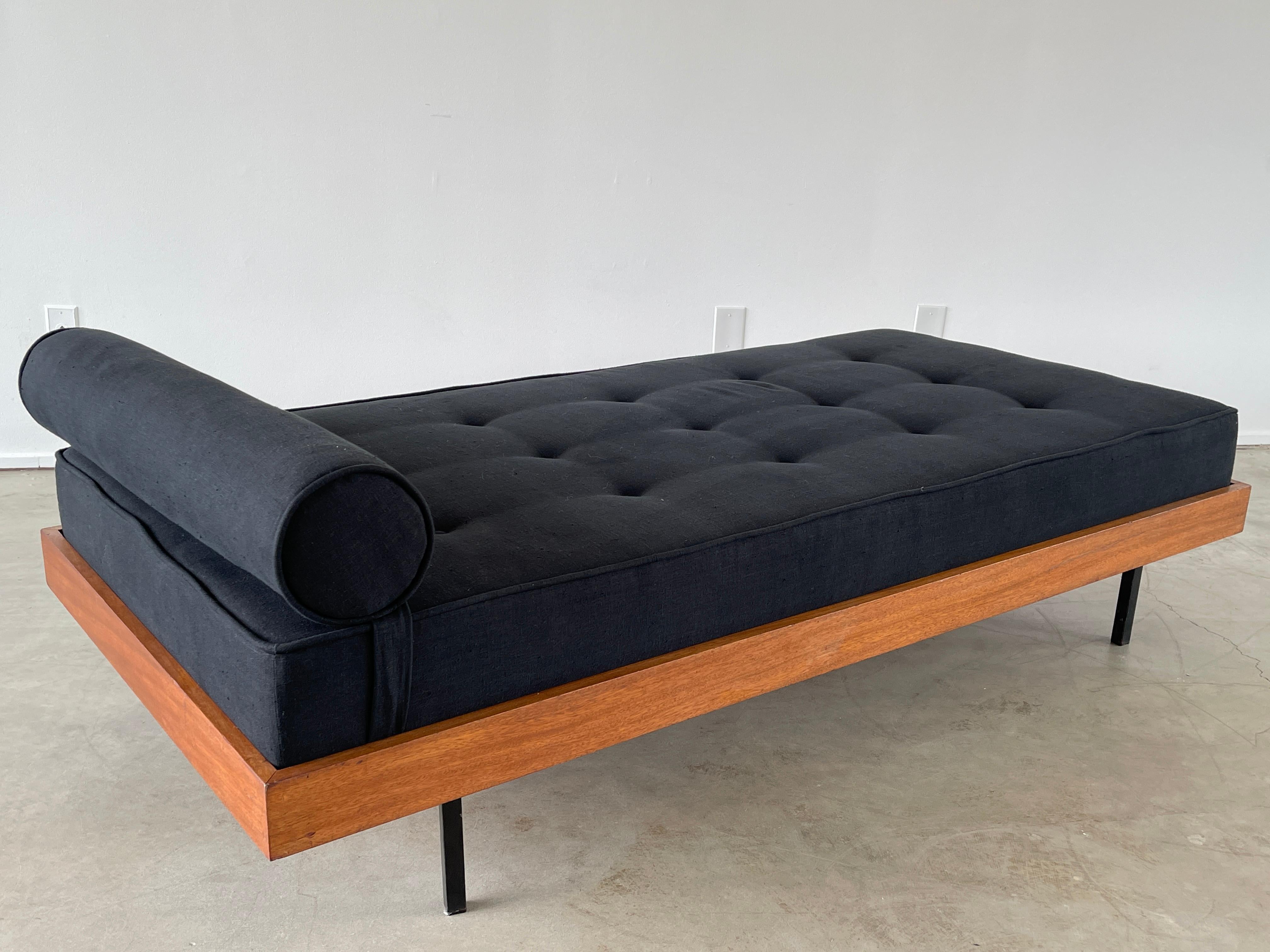 Mid-20th Century French Daybed, 1950's