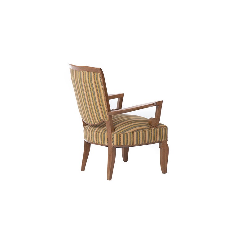 Mid-20th Century French Deco Armchair in Cuban Mahogany by Jules Leleu For Sale