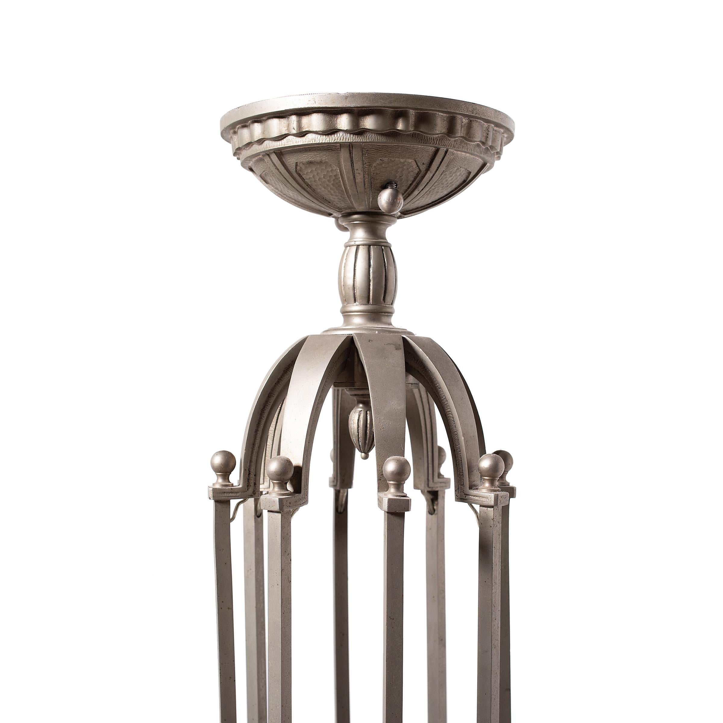 French Deco Chandelier Signed by Hettier & Vincent, c. 1930 For Sale 3