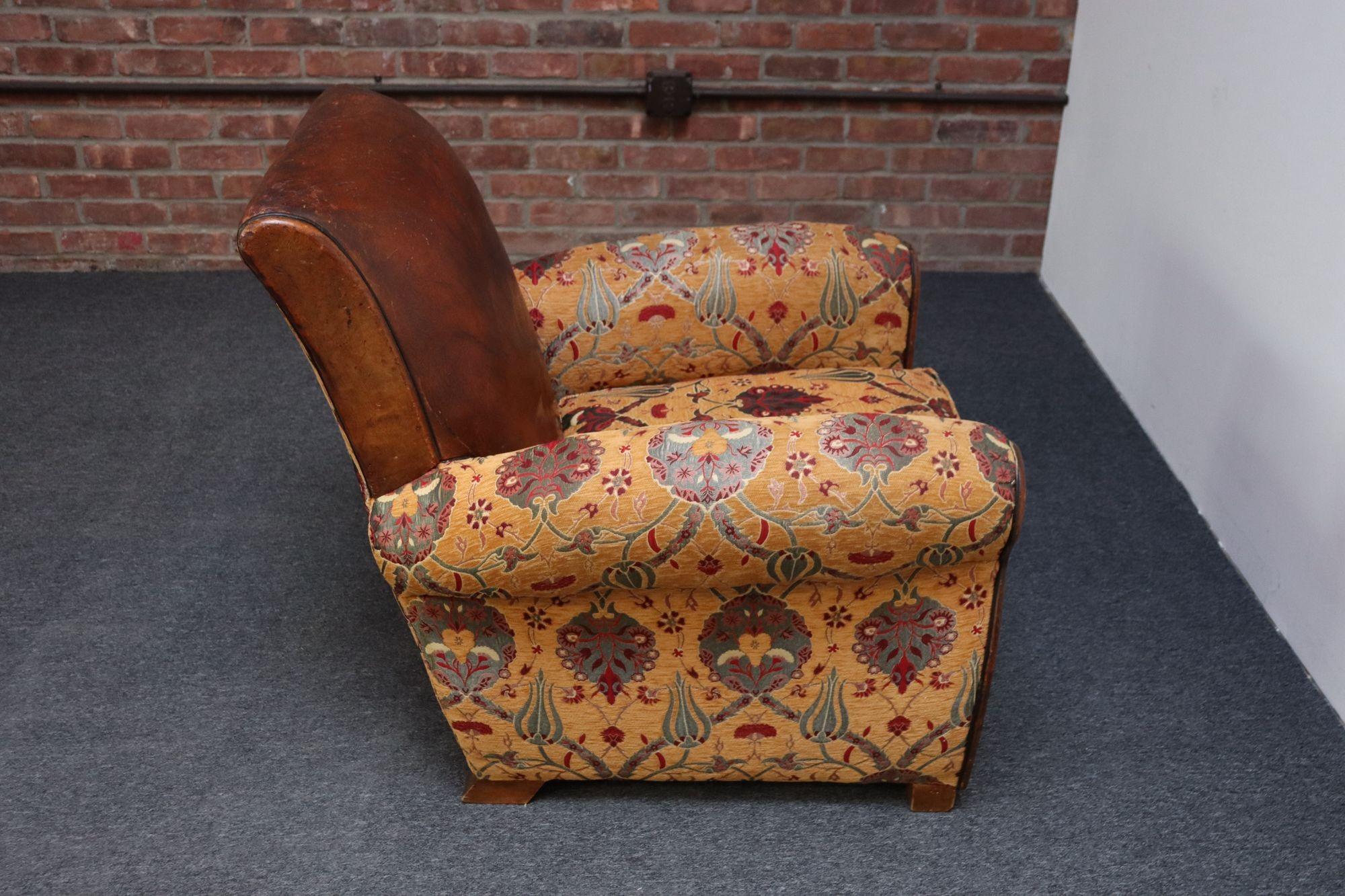 French Deco Club Chair in Leather and Anatolian Turkish Kilim Upholstery For Sale 13