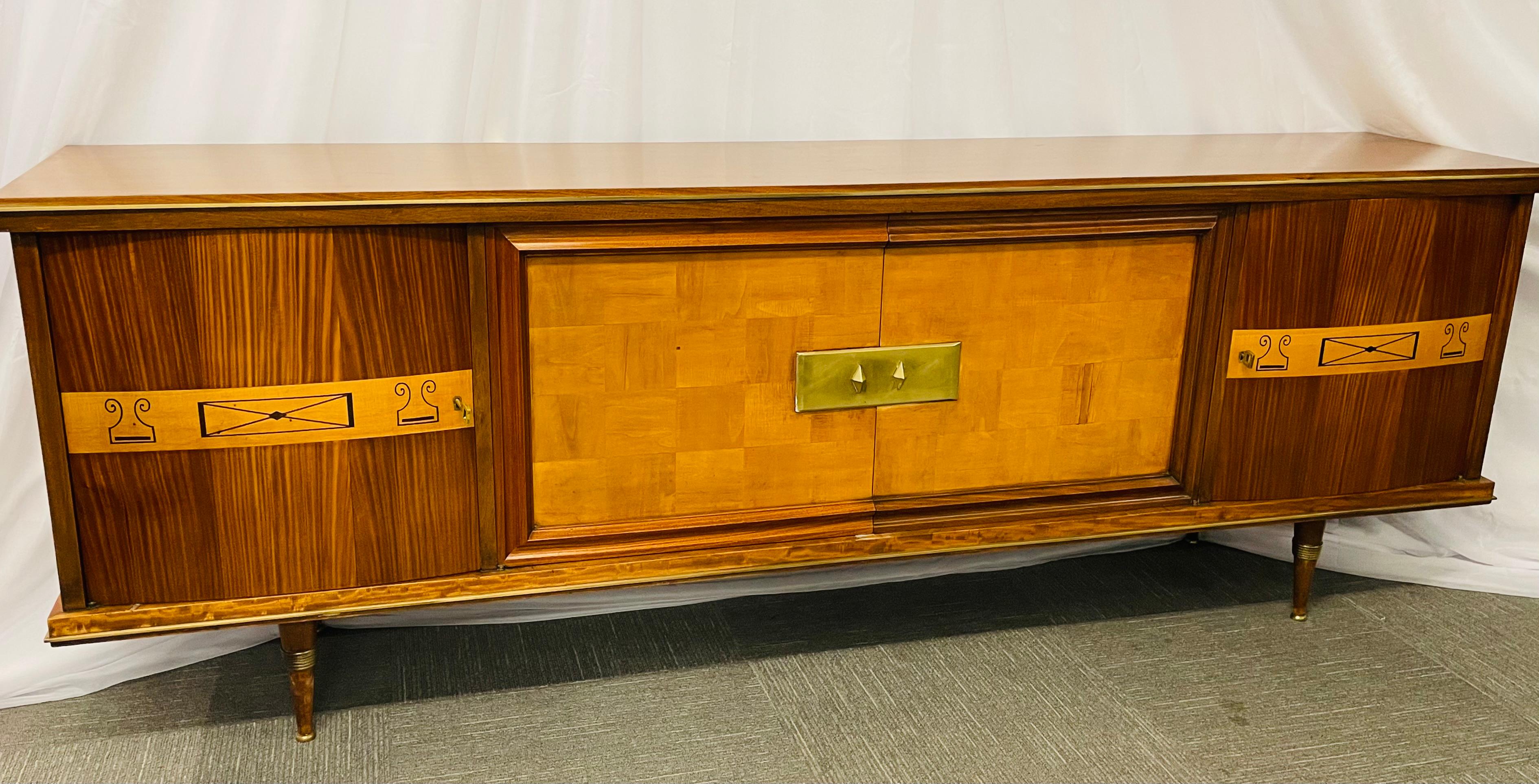 French Deco Macassar and Walnut Sideboard or Credenza, France, 1930s In Good Condition In Stamford, CT