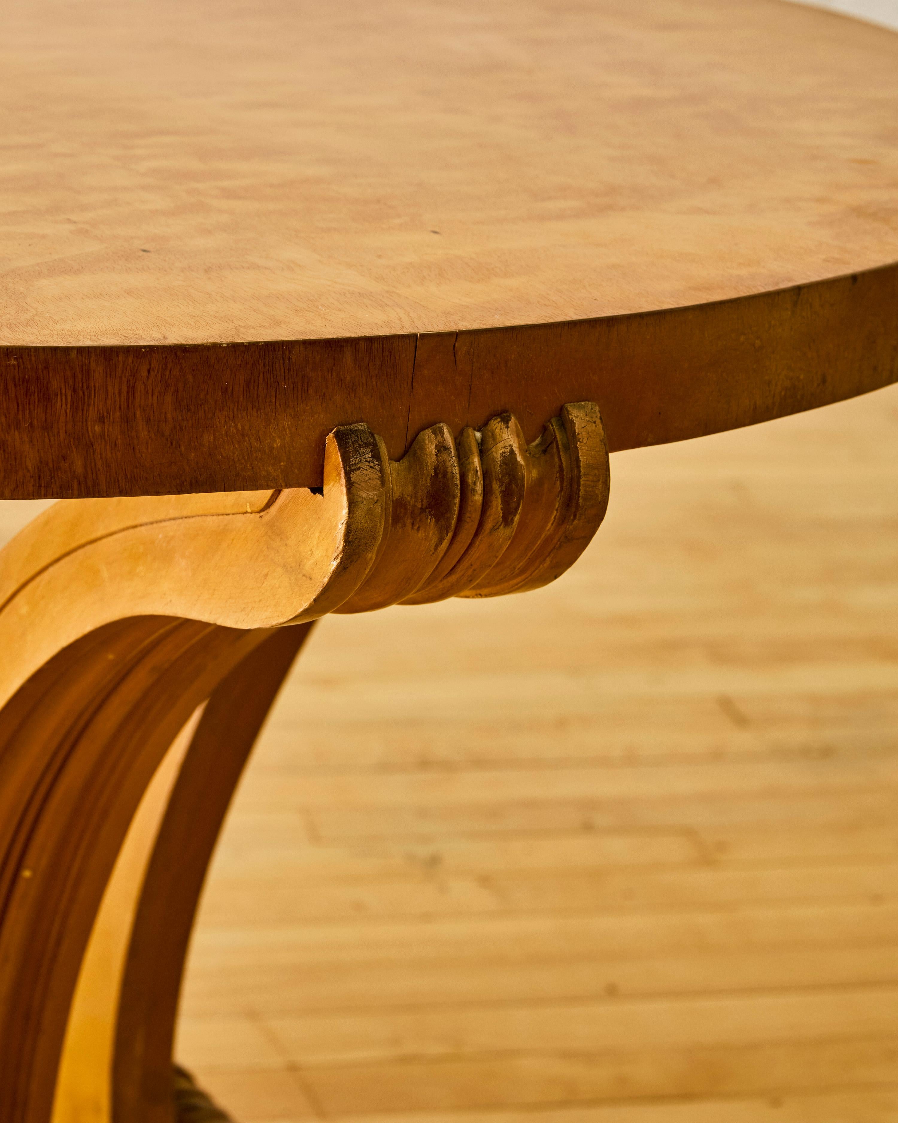 Milieu du XXe siècle Table d'appoint ronde A.C. C. 1935 en vente