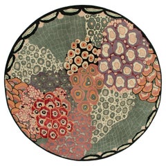 Tapis circulaire de style Art déco français à motifs abstraits multicolores par Rug &amp;amp; Kilim