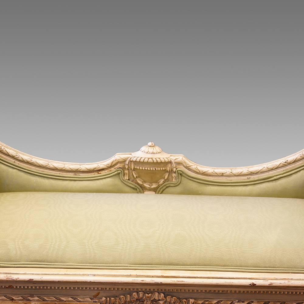 French decorated window seat
This French decorated window seat is upholstered in green moire, with the watered silk effect.
This is very elegant and would be great at the end of the bed in an alcove, or in a window bay.
The window seat stands on