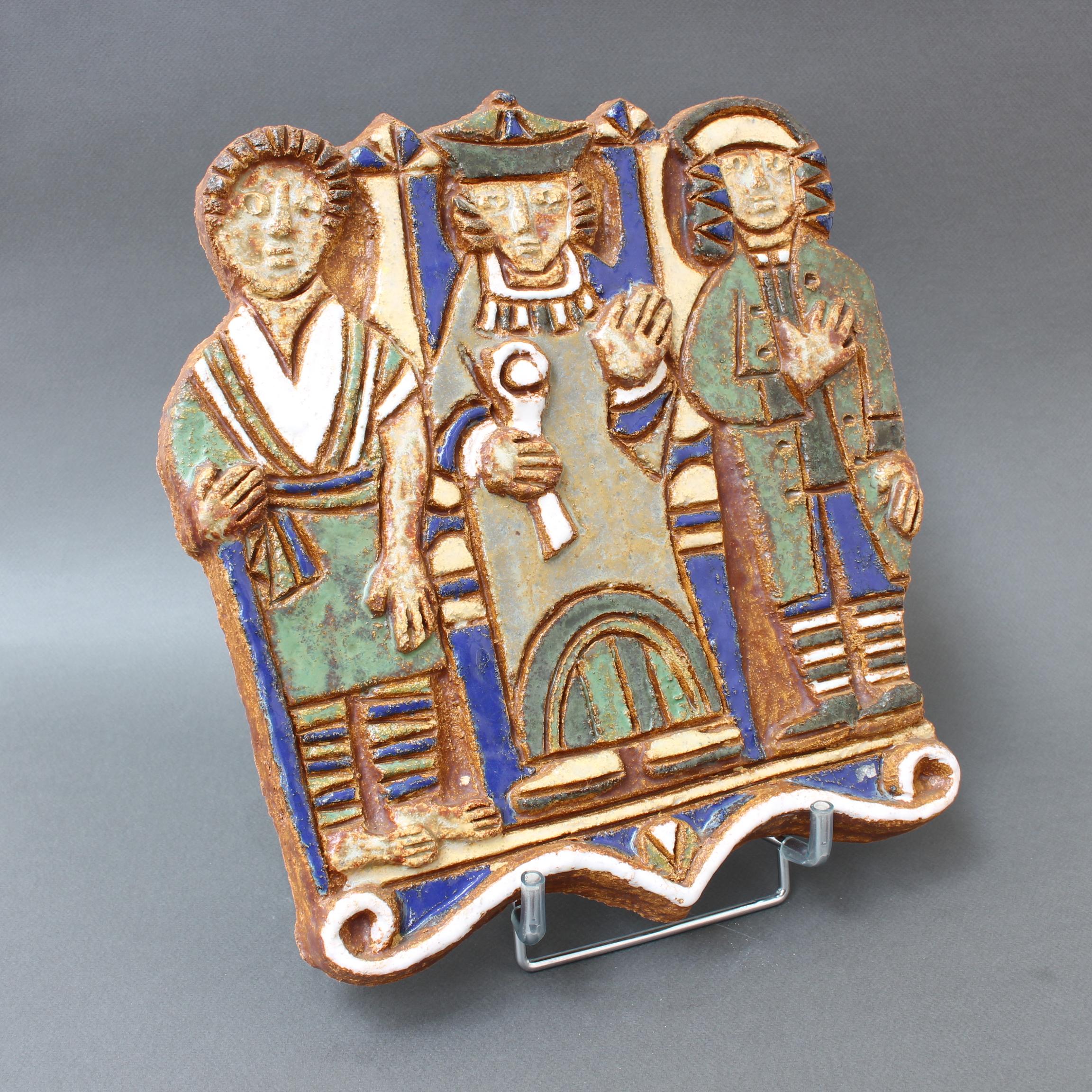 French Decorative Ceramic Wall Plaque with Three Figures by Les Argonautes 1960s For Sale 2