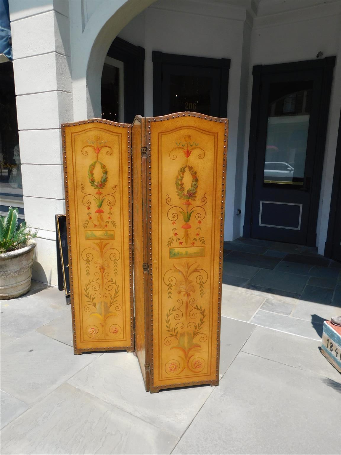 French Decorative Foliage Painted Three Panel Arched Leather Screen, Circa 1840 In Excellent Condition For Sale In Hollywood, SC