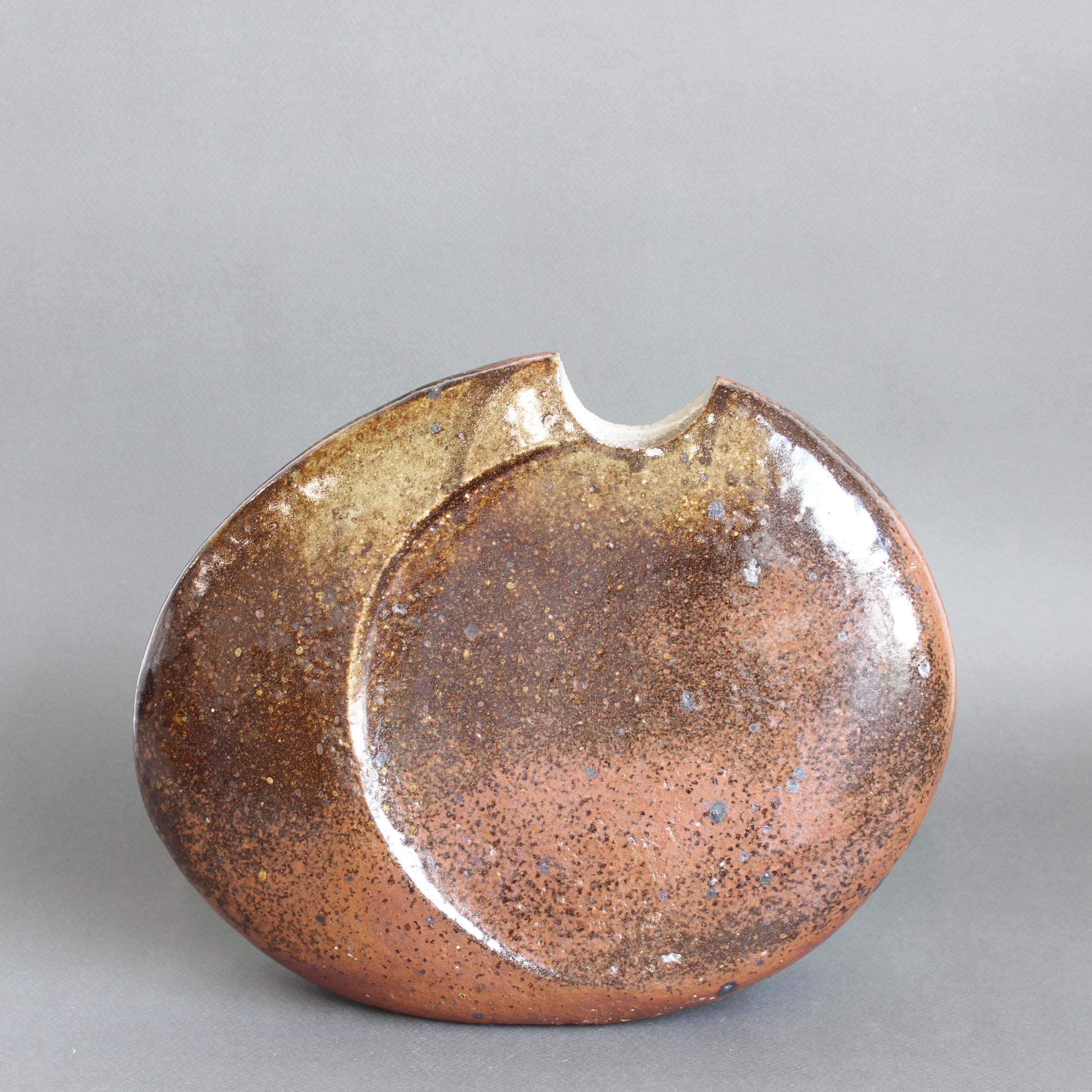 Grès Vase décoratif français en grès (circa 1980) en vente