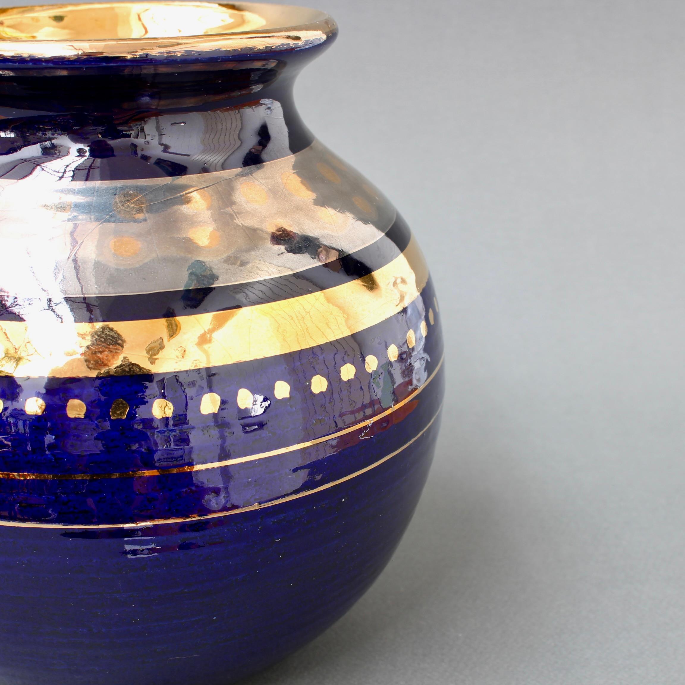 French Decorative Vase by Georges Pelletier, 'circa 1970s' In Good Condition For Sale In London, GB