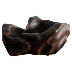 Ciotola decorativa francese in legno di metà secolo a forma libera di colore marrone scuro, anni '50