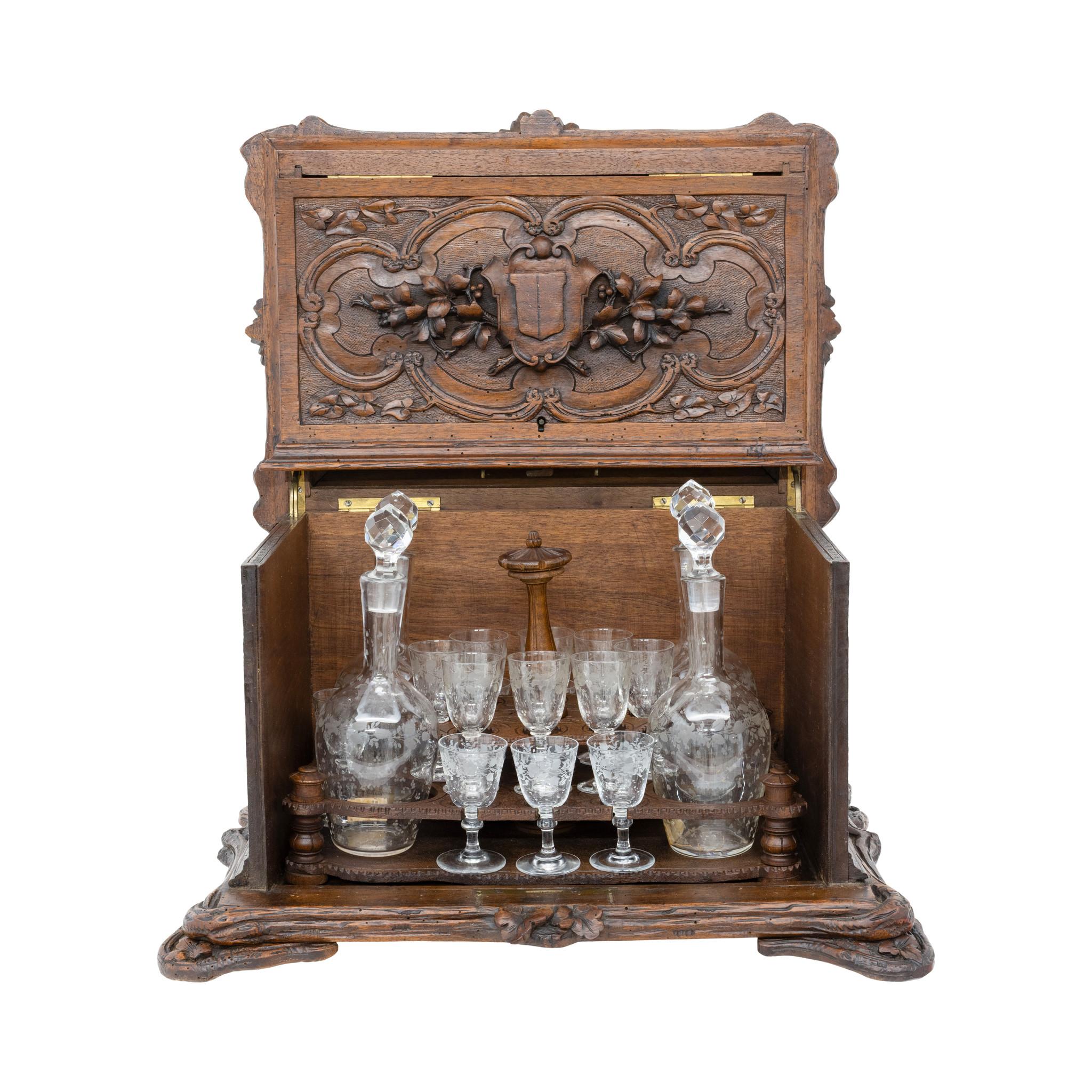 Französischer Hirschkopf Tantalus Box im Angebot 2
