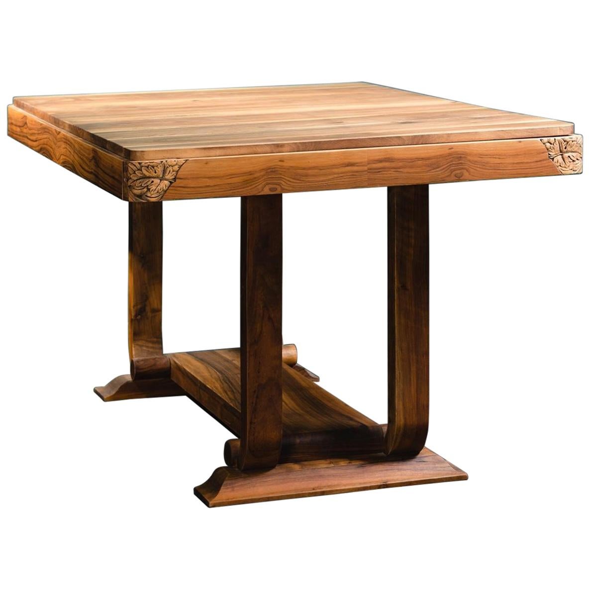 Art-déco-Tisch aus Nussbaumholz im französischen Stil