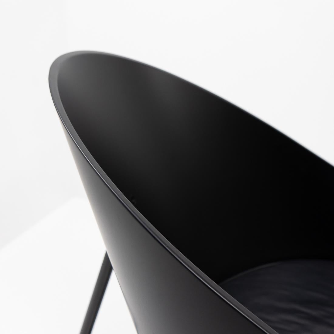 Sedie da salotto classiche Pratfall di P. Starck per Driade, set di due sedie di design francese in vendita 3