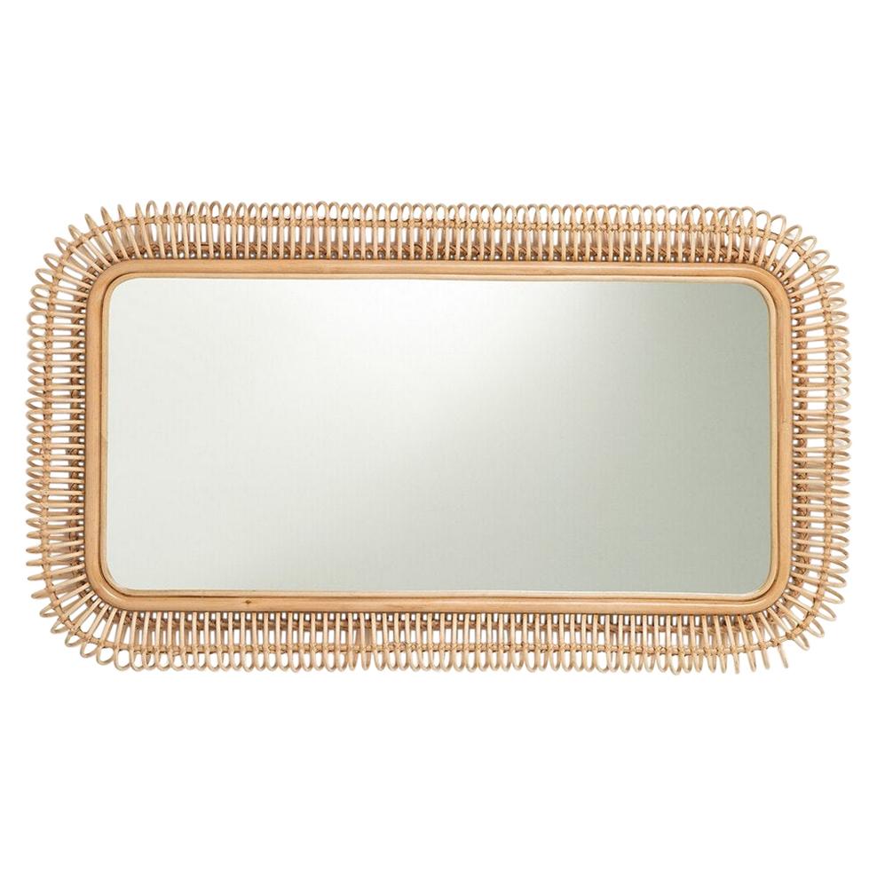 Horizontal or vertical mirror composed of a rectangular, round and aerial rattan structure, Bohemian chic design and trendy style!
