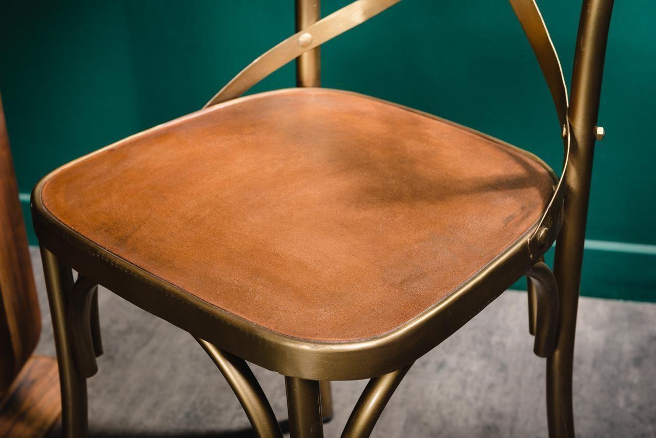 Stuhl im Bistro-Stil aus Metall und cognacfarbenem Leder im französischen Design (Art déco) im Angebot