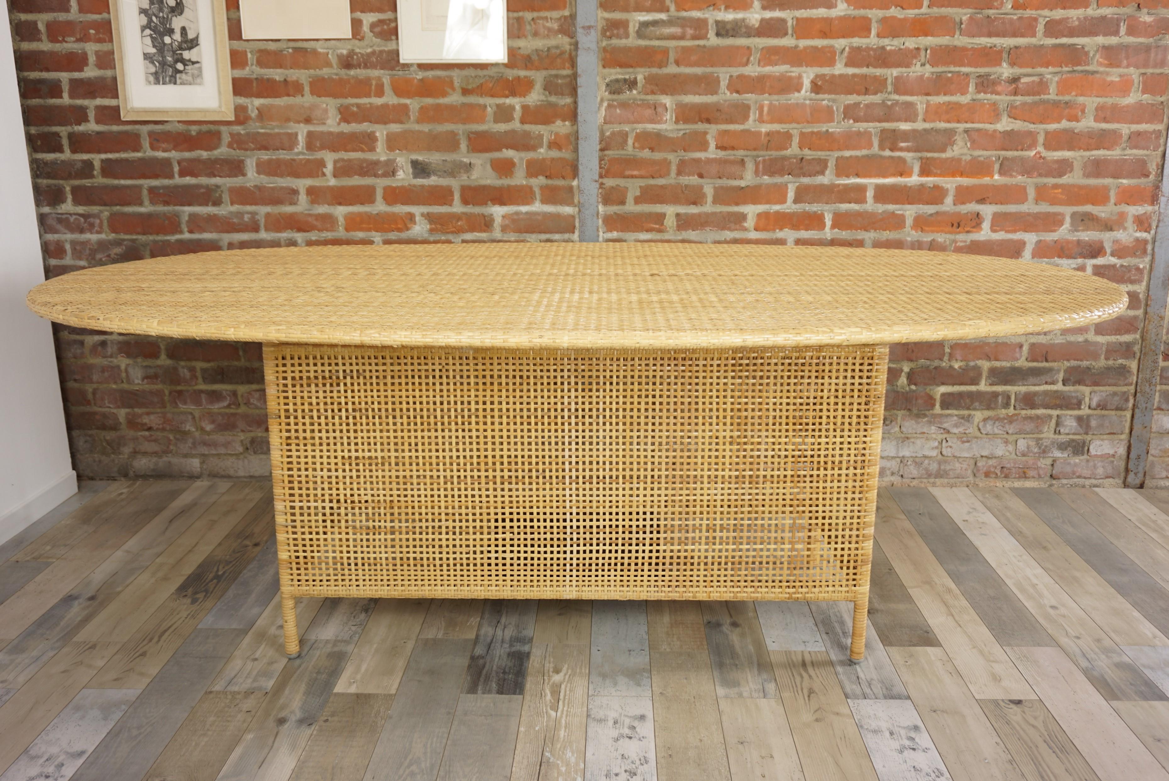 French Design Oval and Rattan Dining Table In Excellent Condition In Tourcoing, FR