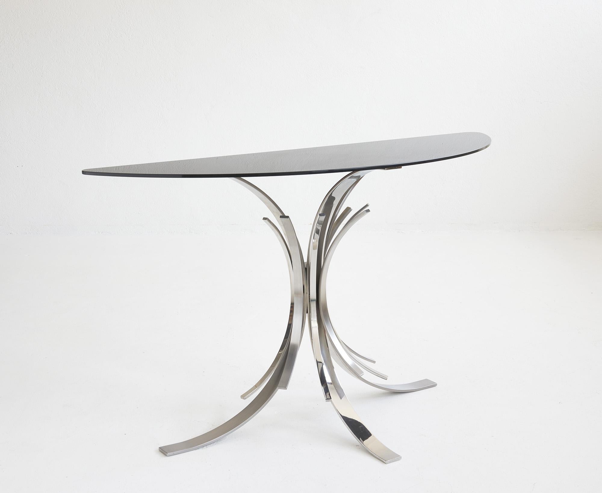 Polierte und gebürstete Metallkonsole „Gerbe“ von Maria Pergay, Frankreich um 1970 im Zustand „Gut“ im Angebot in Renens, CH