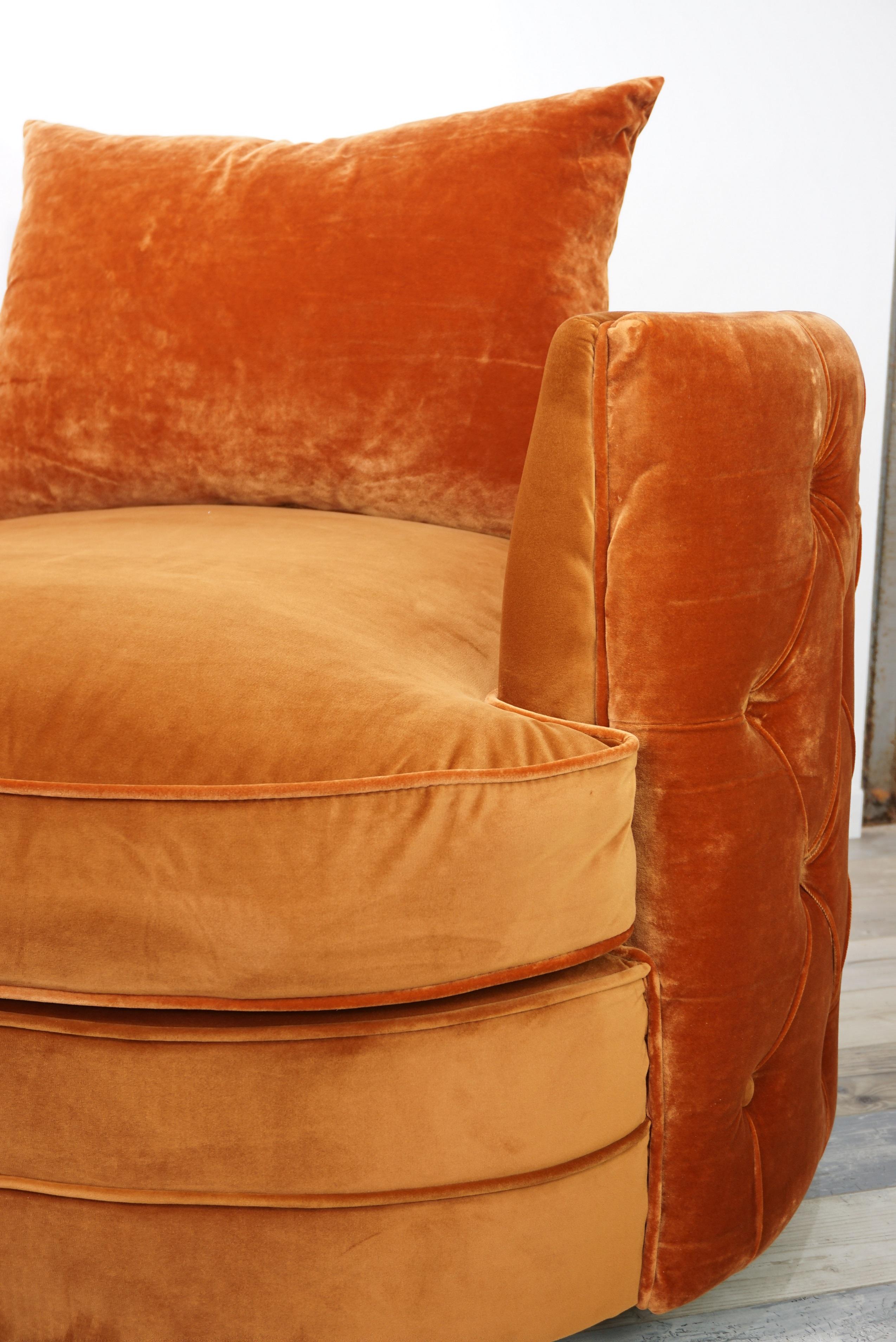 French Design Velvet and Swivel Large Armchair In New Condition For Sale In Tourcoing, FR