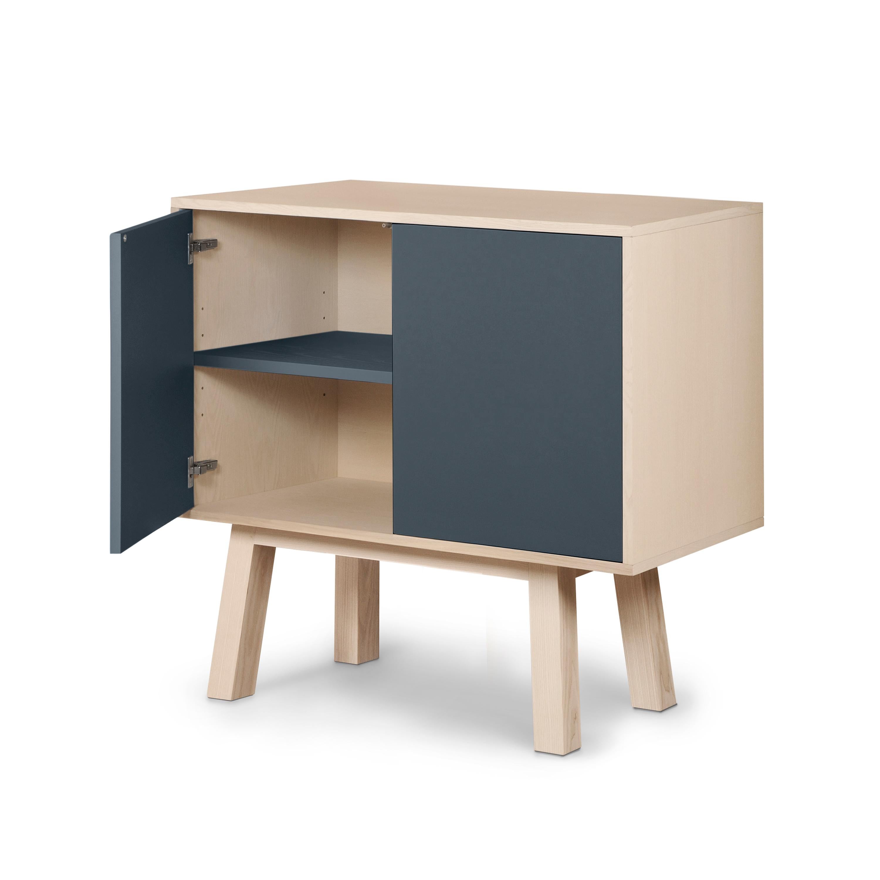 Credenza francese di design a 2 ante blu scuro personalizzabile, alta e in legno In condizioni Nuovo in vendita a Landivy, FR