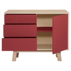 Meuble artisanal français rouge bas à 3 tiroirs d'Eric Gizard, Paris