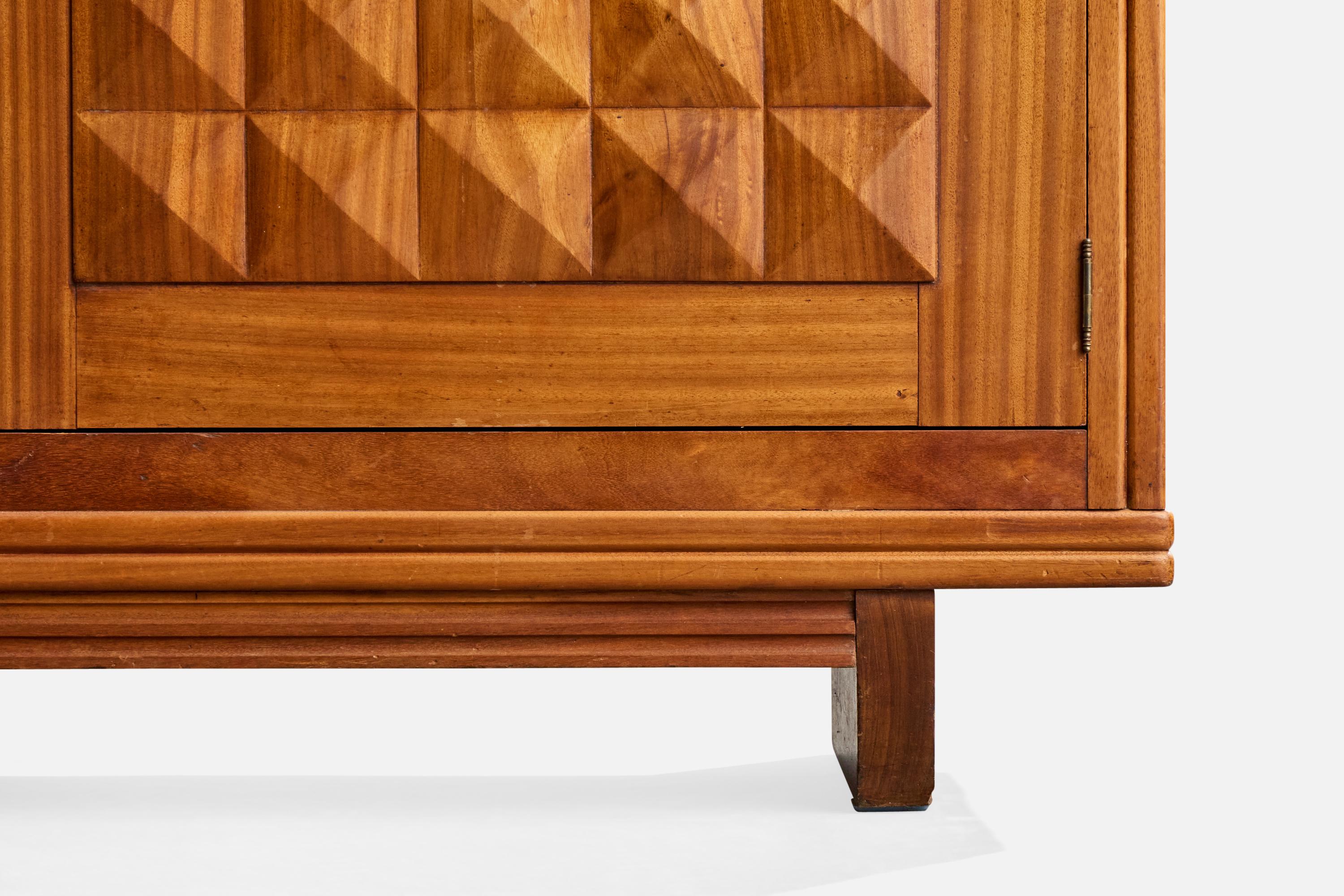 Armadio di design francese, mogano, ottone, Francia, anni '30 in vendita 4