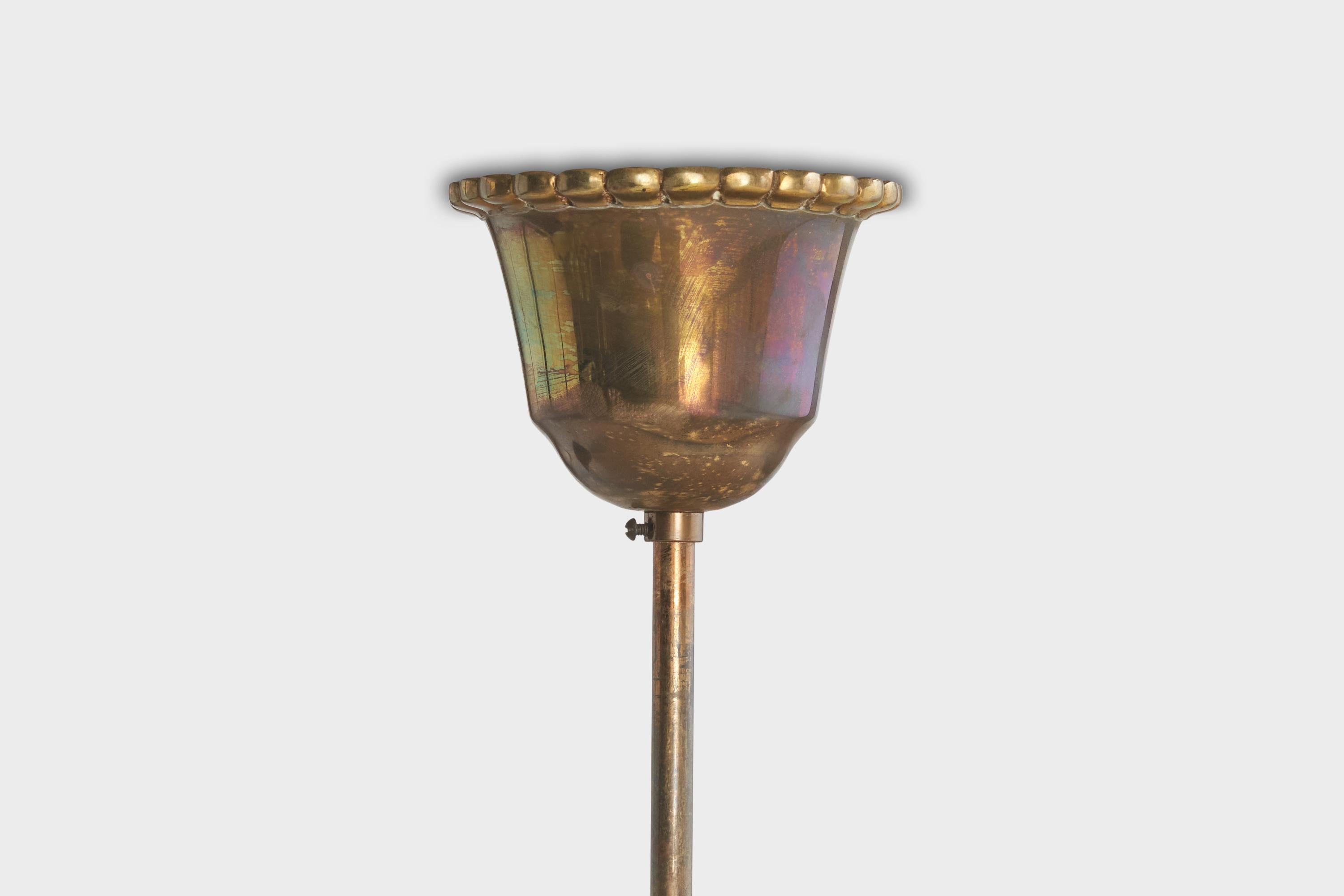 Lampadario di design francese, ottone, tessuto, Francia, anni '1940 In condizioni buone in vendita a High Point, NC