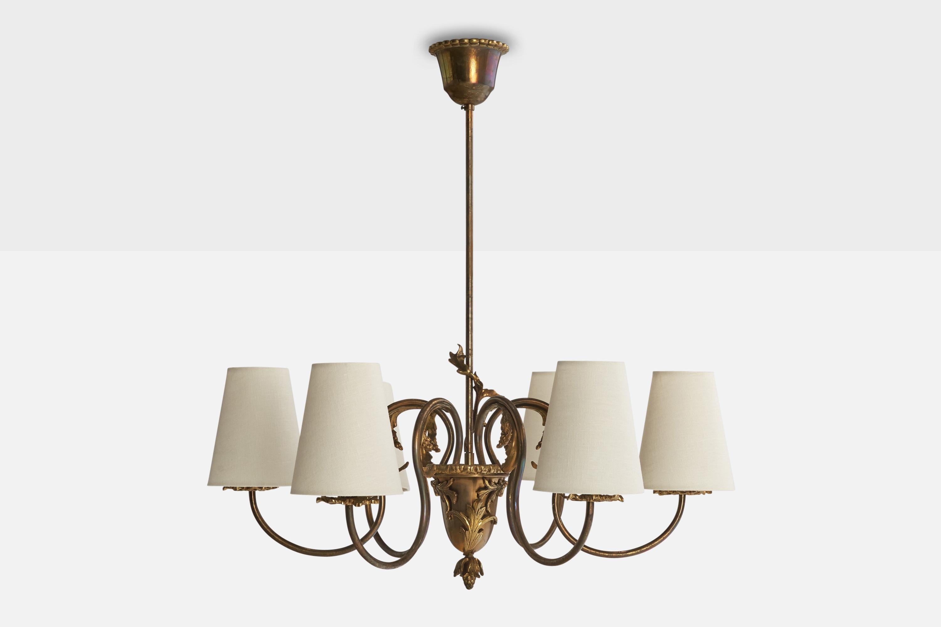 Metà XX secolo Lampadario di design francese, ottone, tessuto, Francia, anni '1940 in vendita